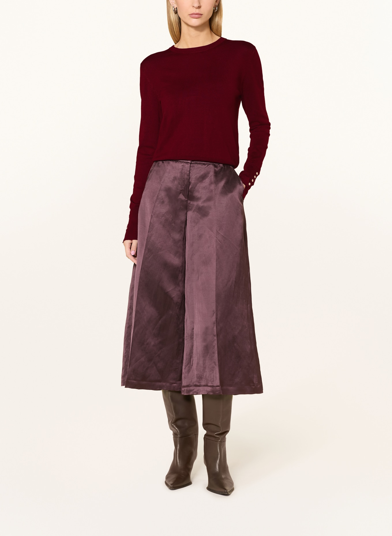 darling harbour pull-over: WINE