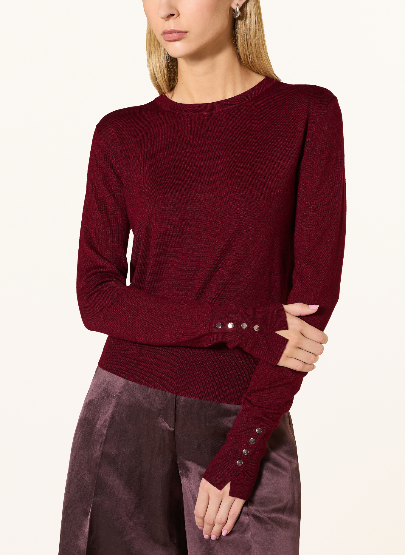 darling harbour pull-over: WINE