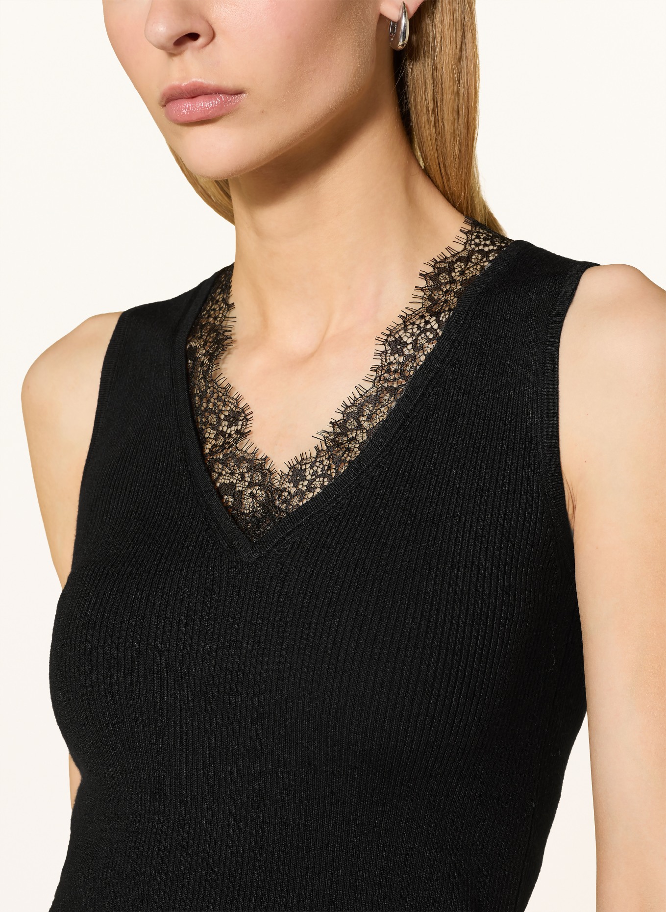 darling harbour Top en maille avec dentelle: BLACK