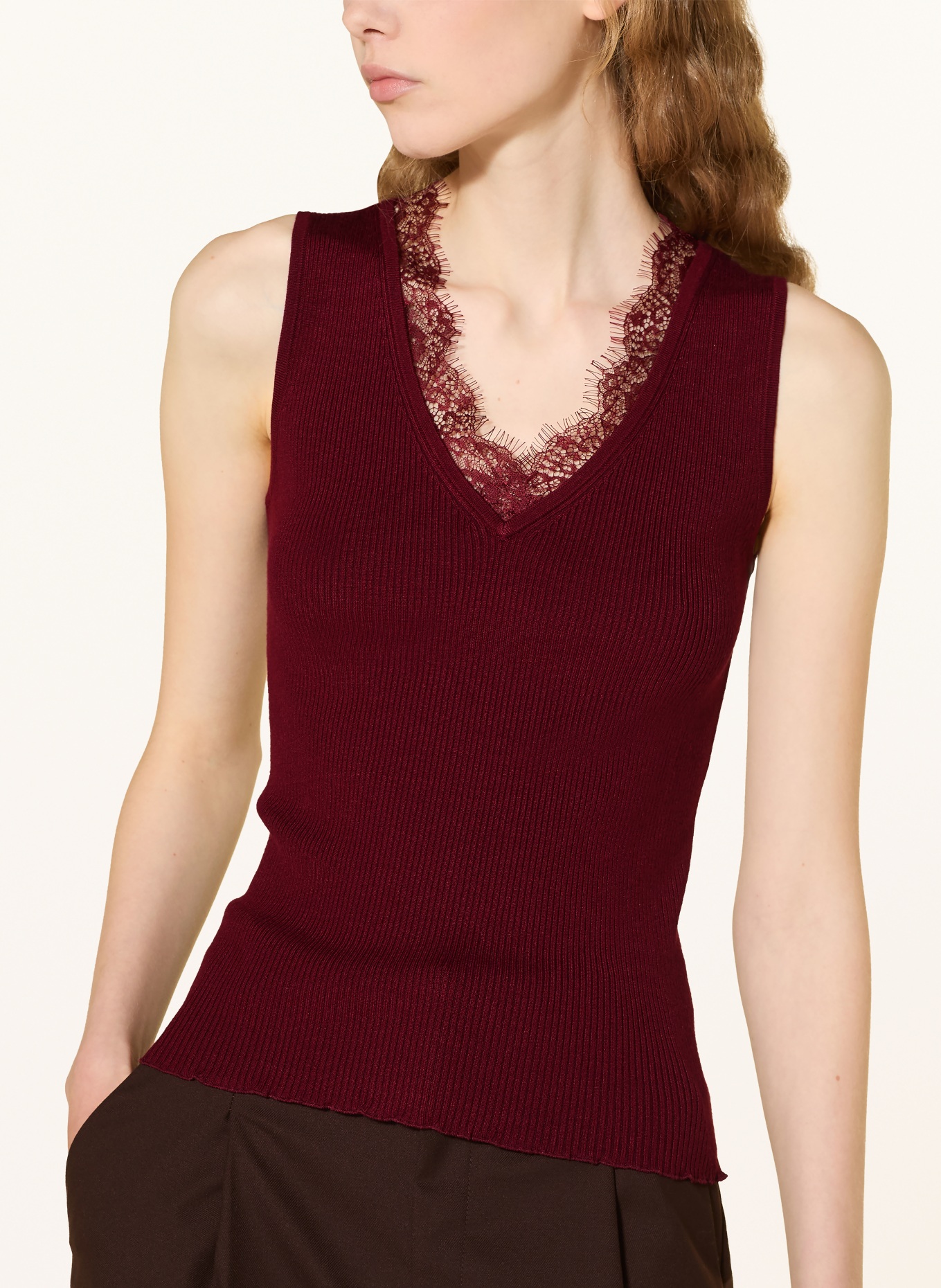 darling harbour Top en maille avec dentelle: WINE