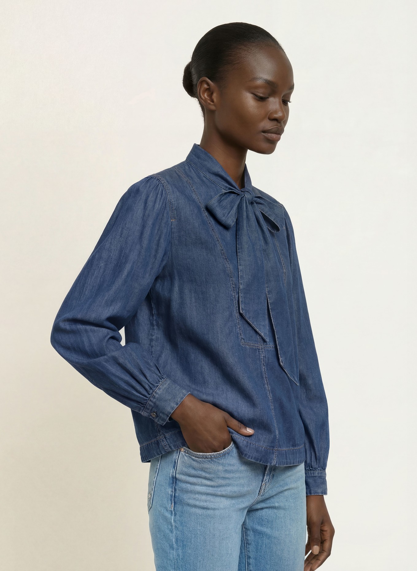 BOSS Schluppenbluse BETILLA in Jeansoptik: BLAU