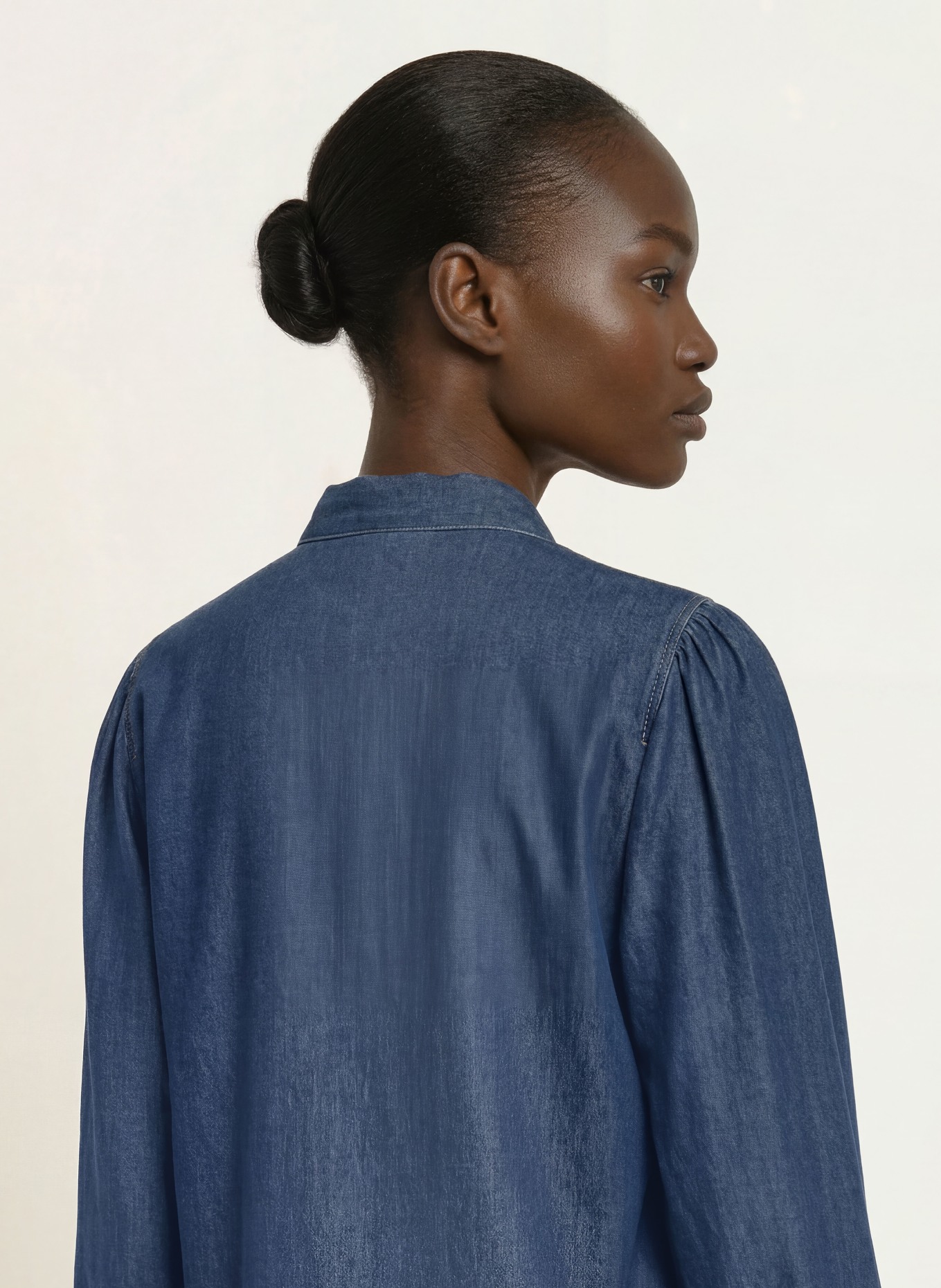 BOSS Schluppenbluse BETILLA in Jeansoptik: BLAU