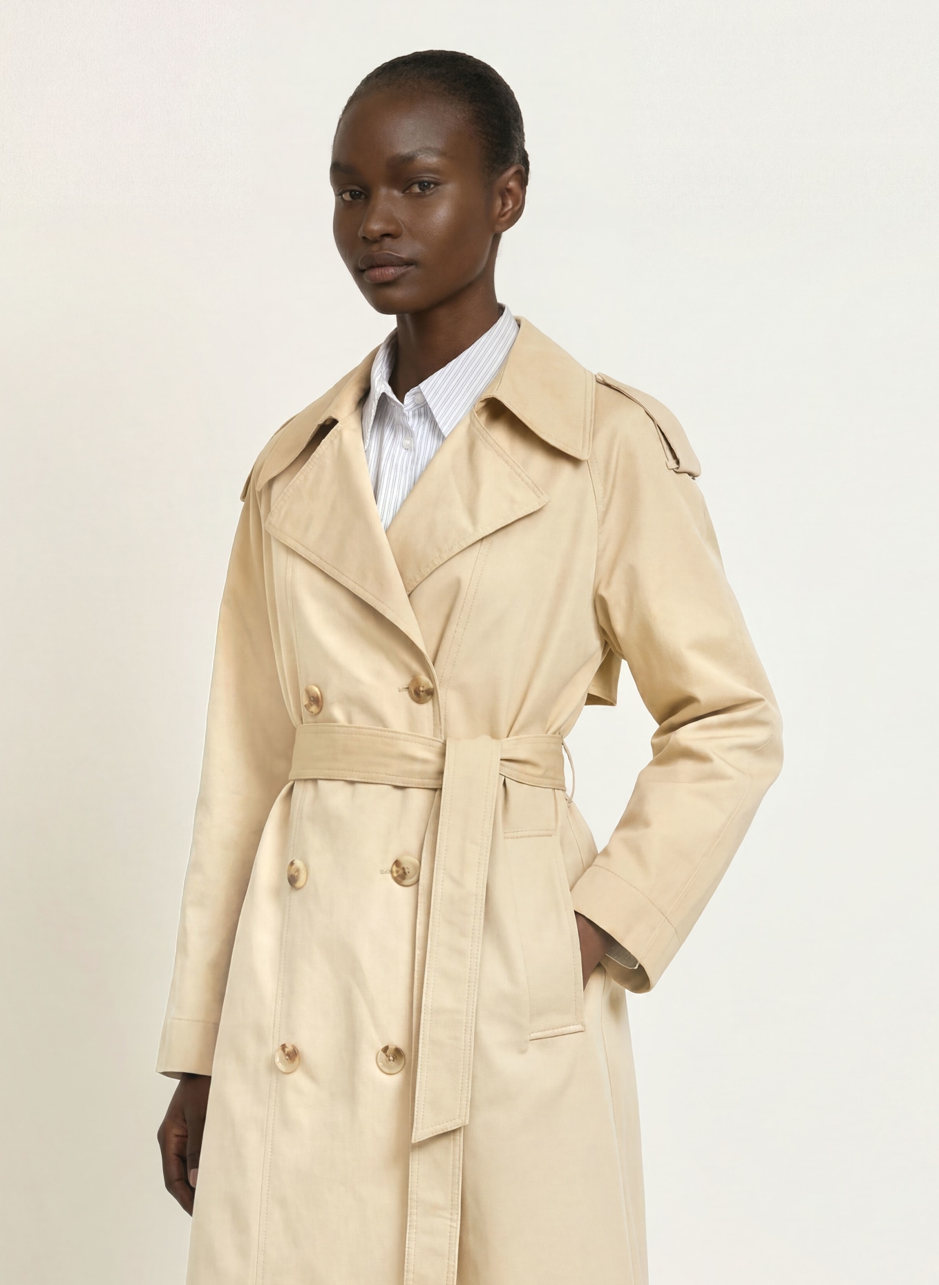 BOSS Trenchcoat CARELLI: CREME