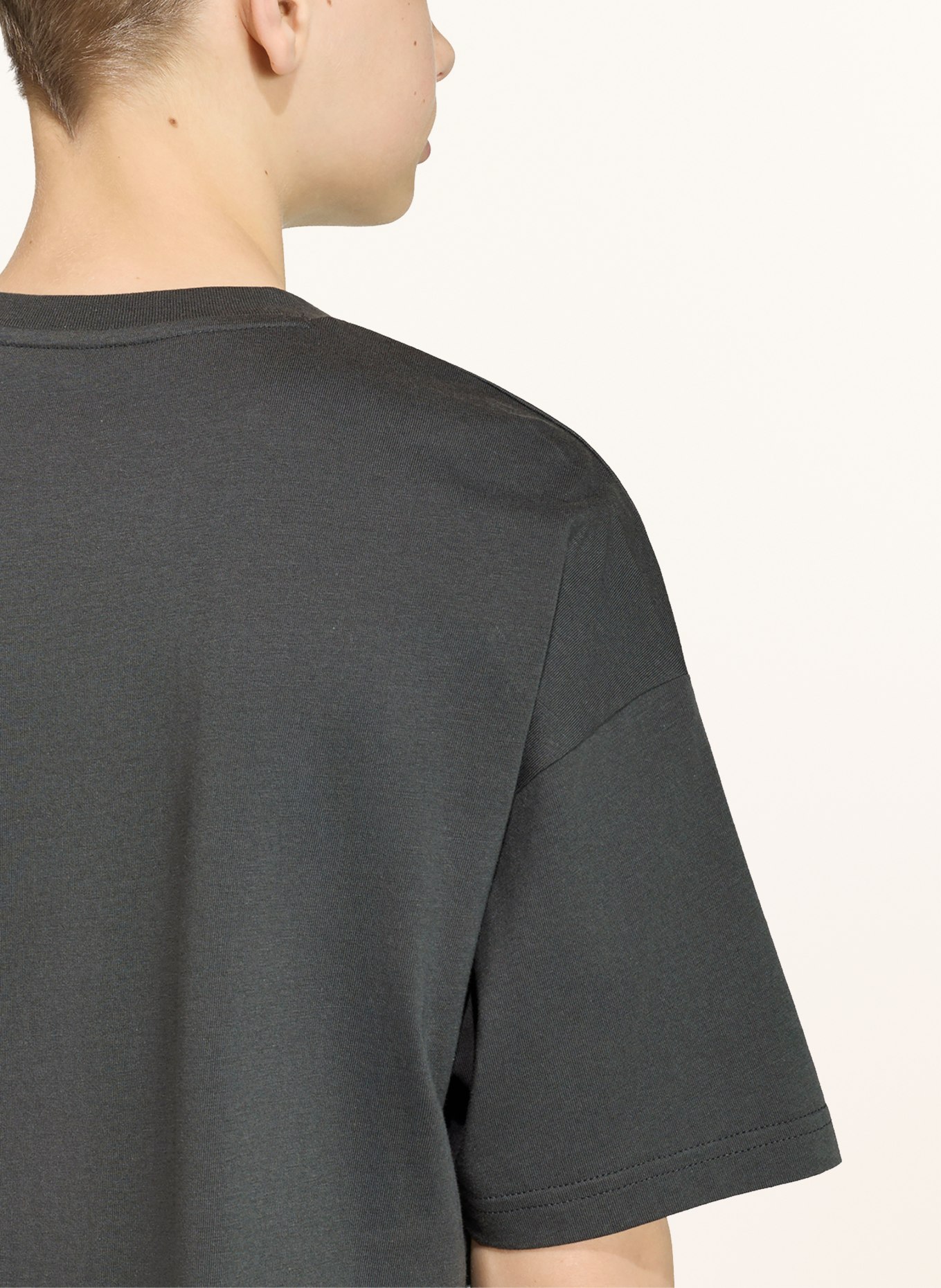 adidas T-shirt ESSENTIALS: DONKERGRIJS