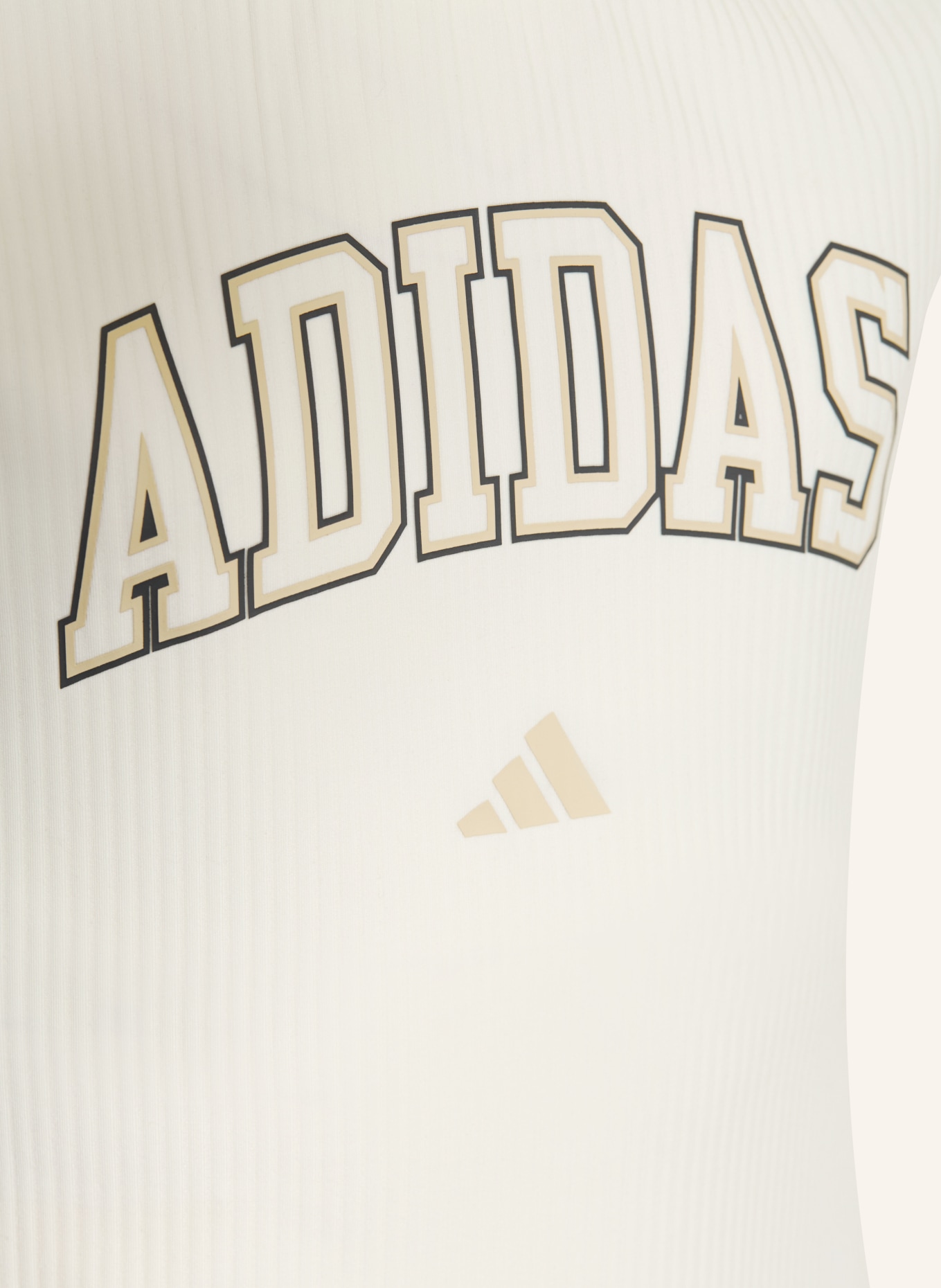 adidas T-shirt SPORT SEASONALS COLLEGIATE TYPOGRAPHY: CRÈME / MARRON FONCÉ / BEIGE
