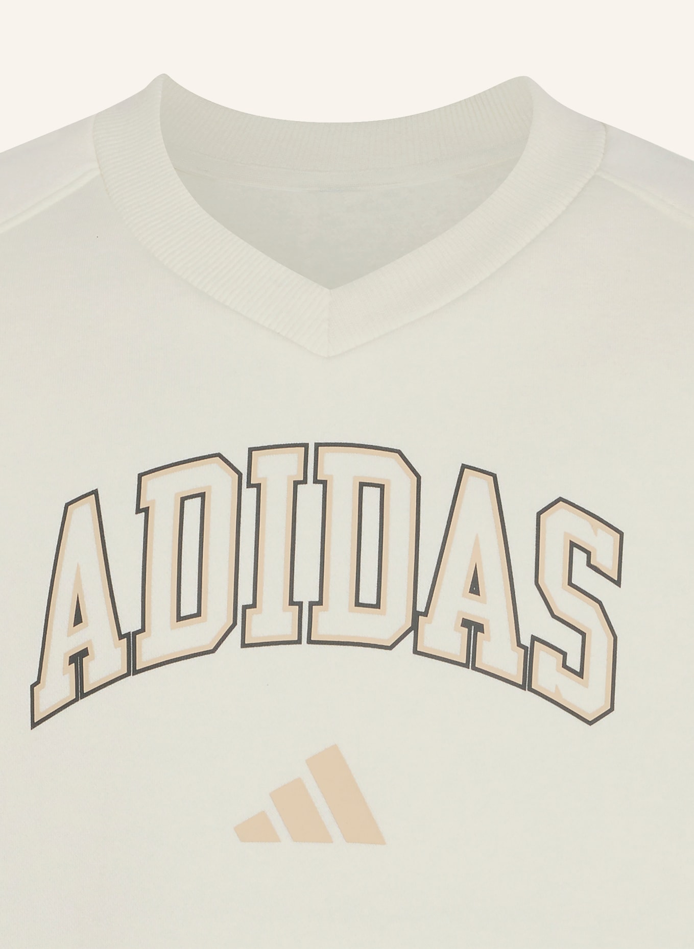 adidas SEASONALS COLLEGIATE TYPOGRAPHY V-NECK Sweatshirt: ECRU / CAMEL / BLACK