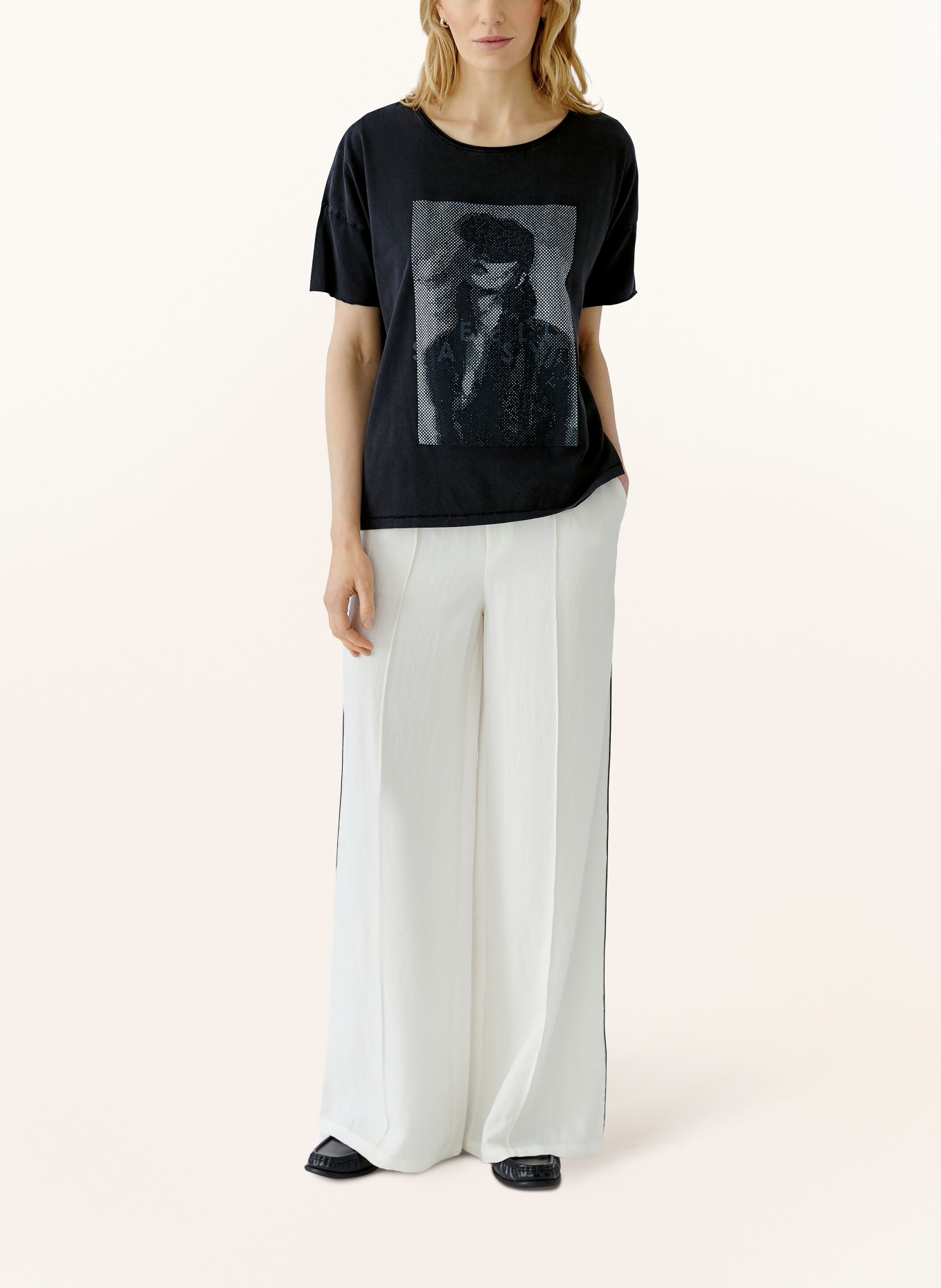 oui T-shirt met sierstenen: ZWART
