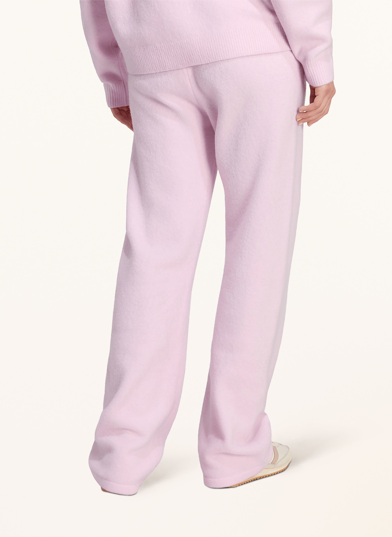 adidas Originals Sweatpants KNITTED: HELLROSA
