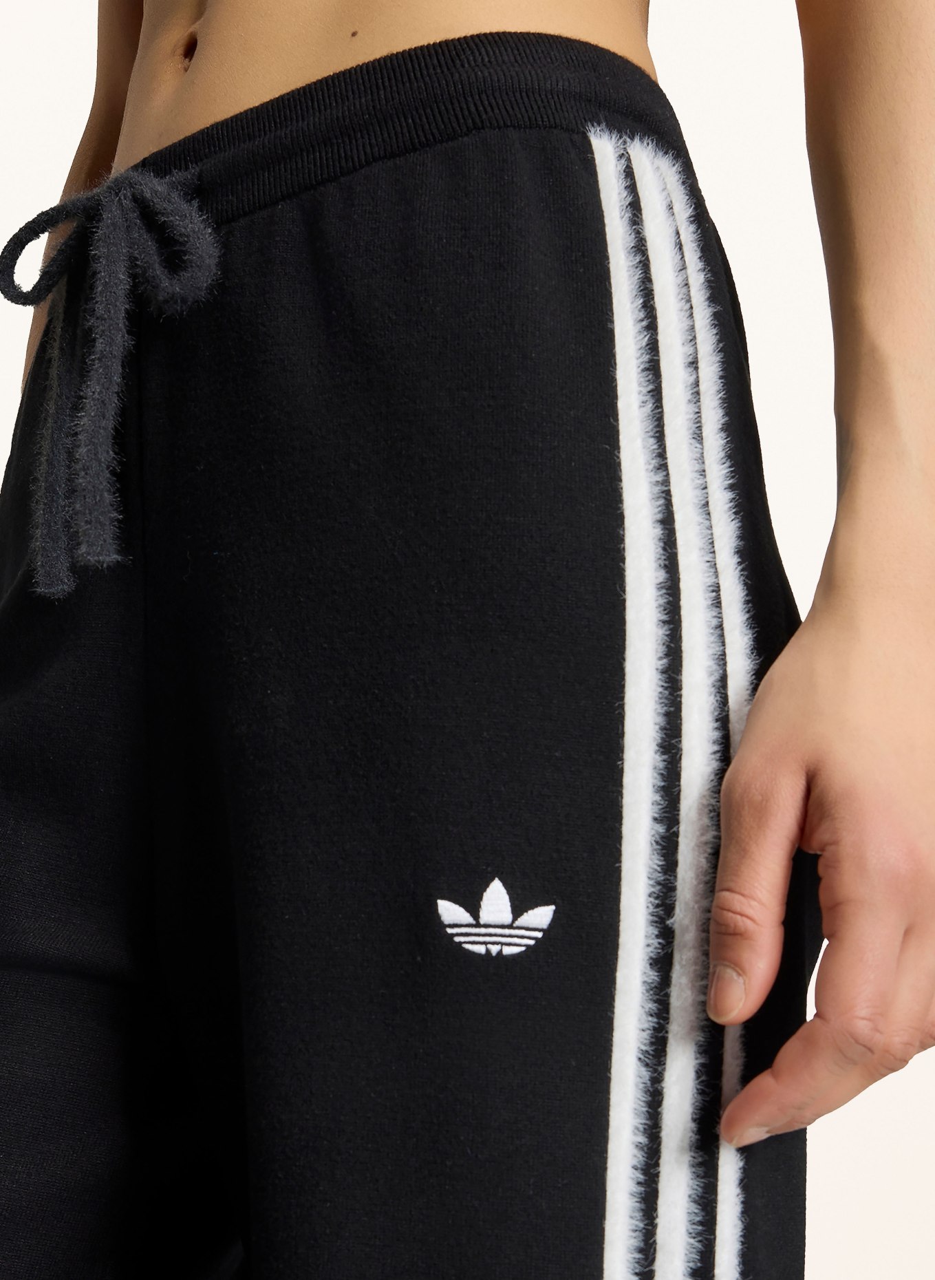 adidas Originals Trainingshose FIREBIRD: SCHWARZ / WEISS