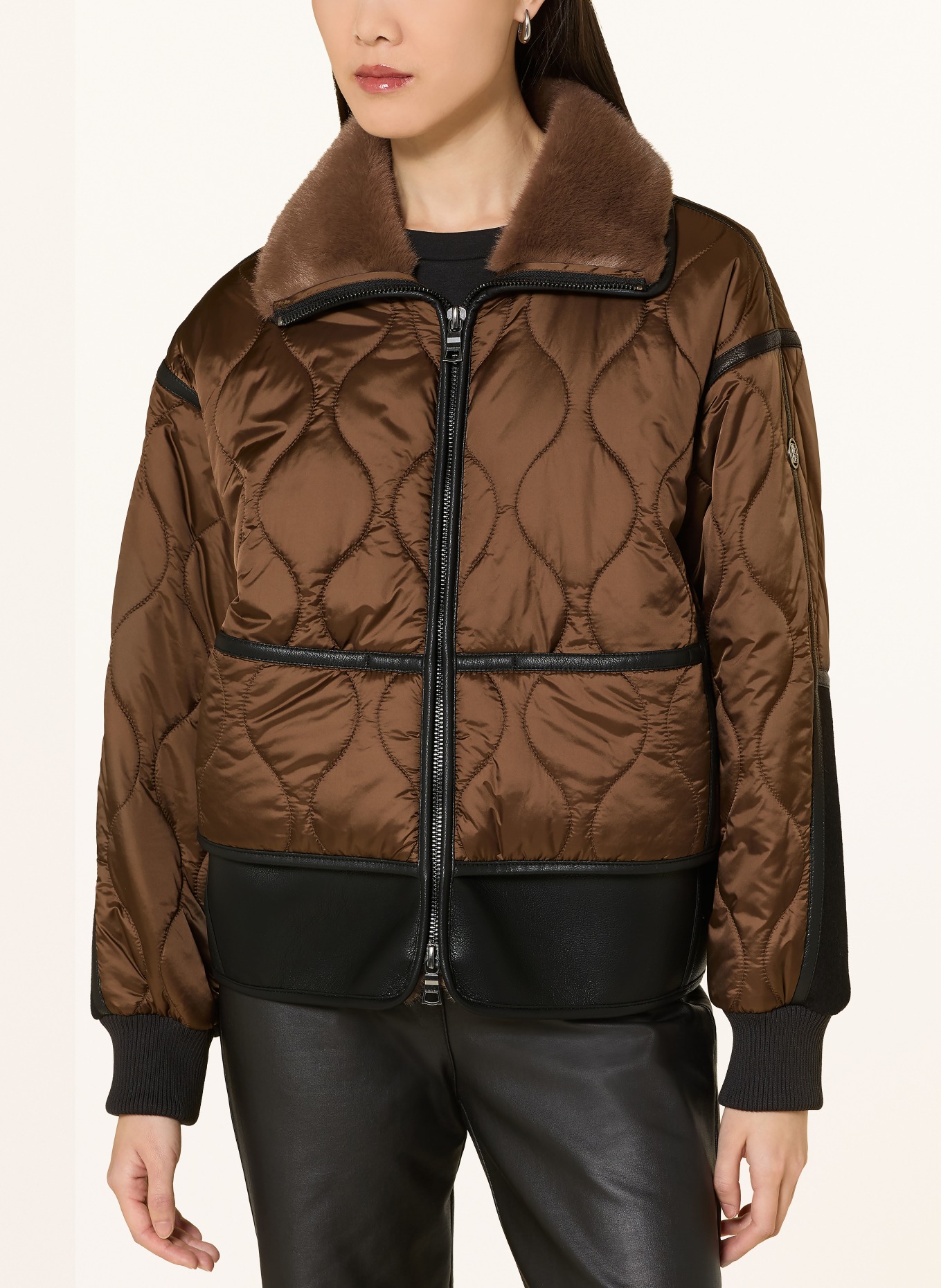 BLONDE No.8 MARA gewatteerde jas in gemengde materialen: BRUIN / ZWART