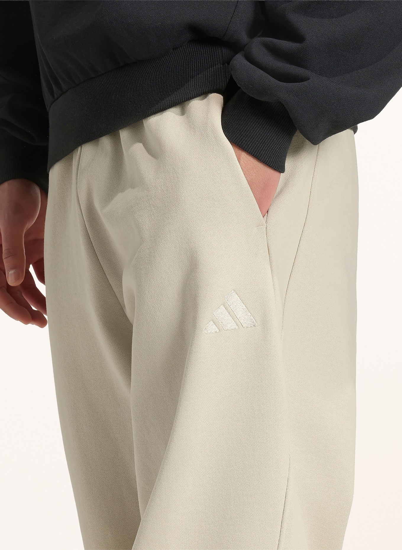 adidas Sweatpants ADIDAS KIT: ECRU