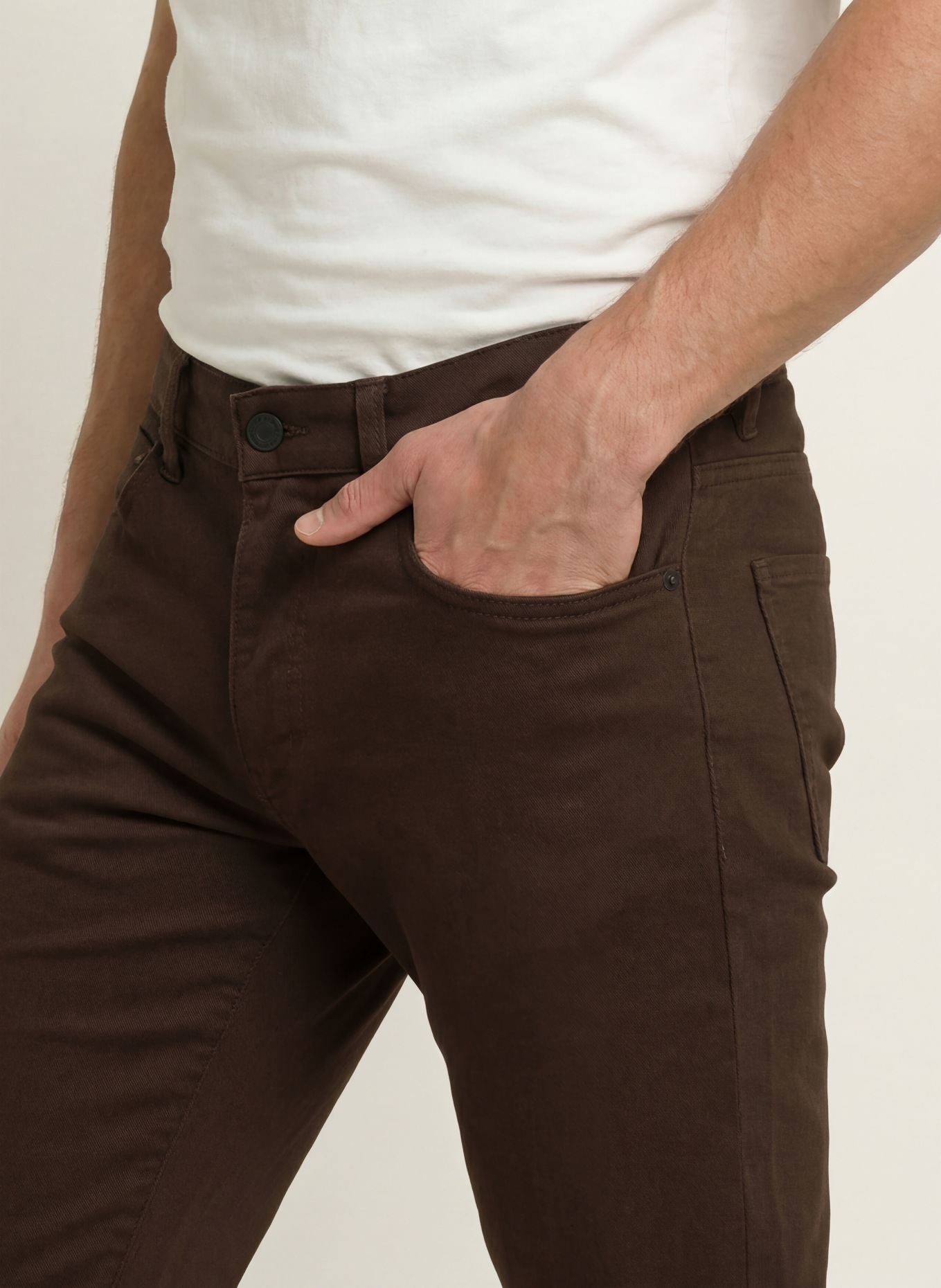 BOSS Jeans DELAWARE Slim Fit: MARRON FONCÉ