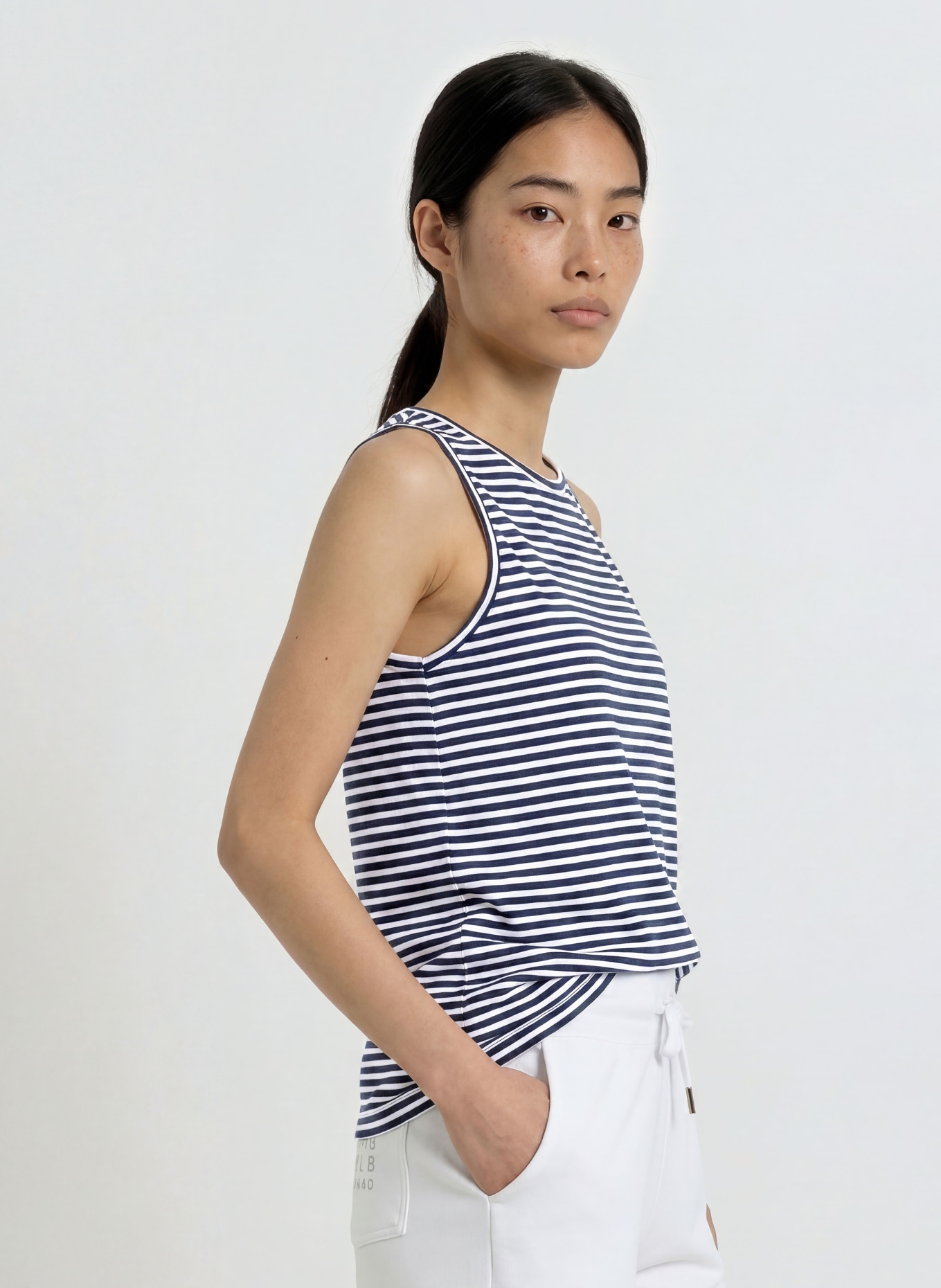 ELBSAND Top MAAVI: BLANC / BLEU FONCÉ
