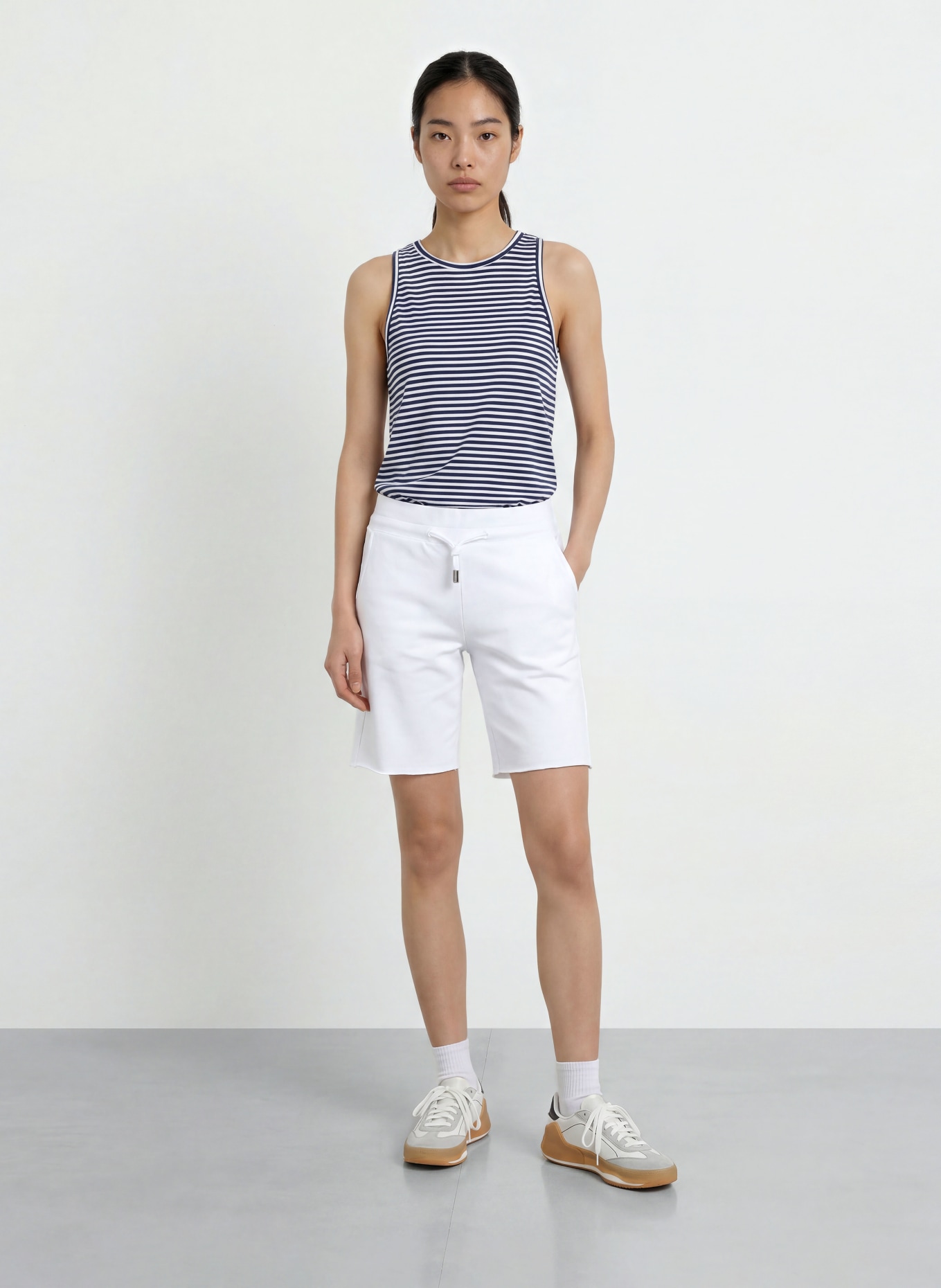ELBSAND Short de survêtement MIJAR: BLANC