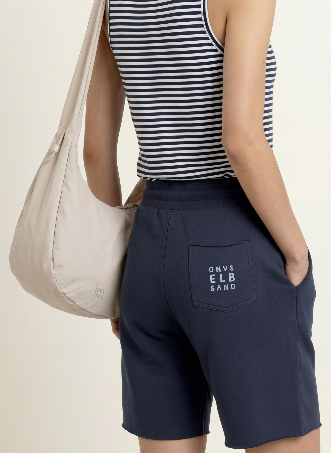ELBSAND Sweatshorts MIJAR: DUNKELBLAU
