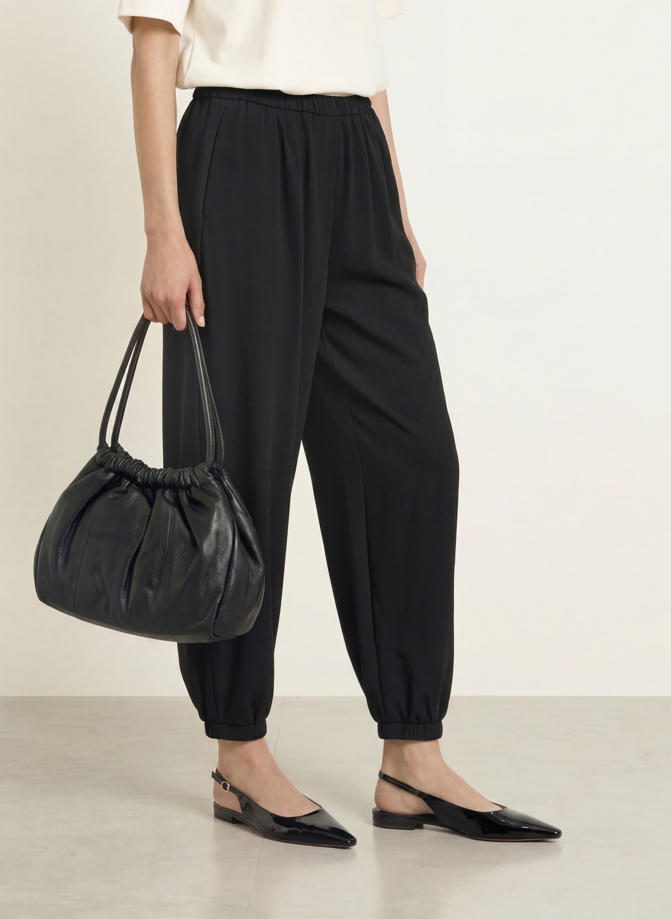 BRAX MABEL S Trousers: BLACK