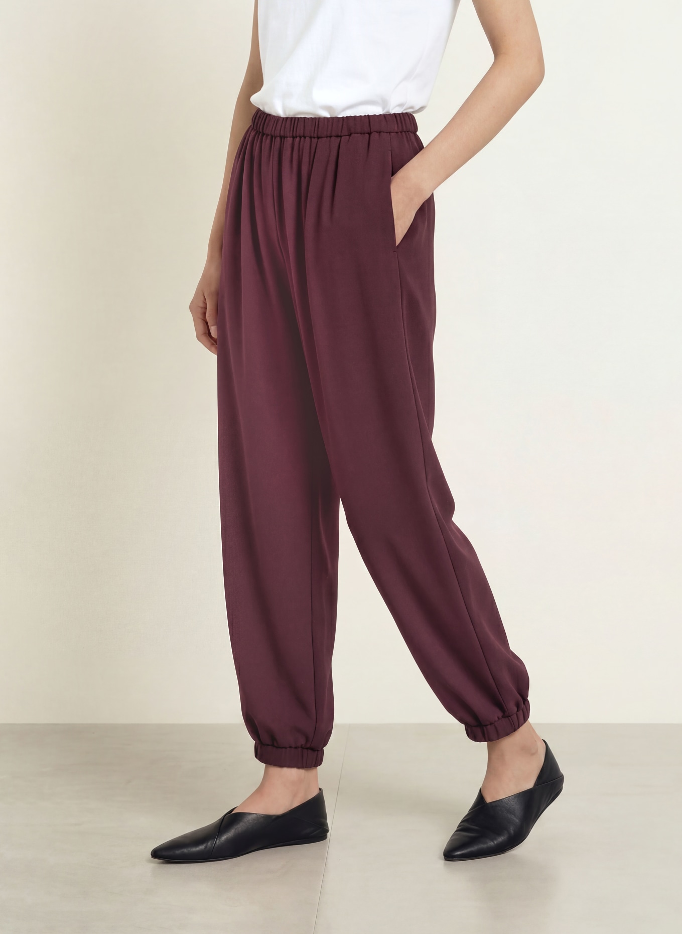 BRAX Broek MABEL S: DONKERROOD