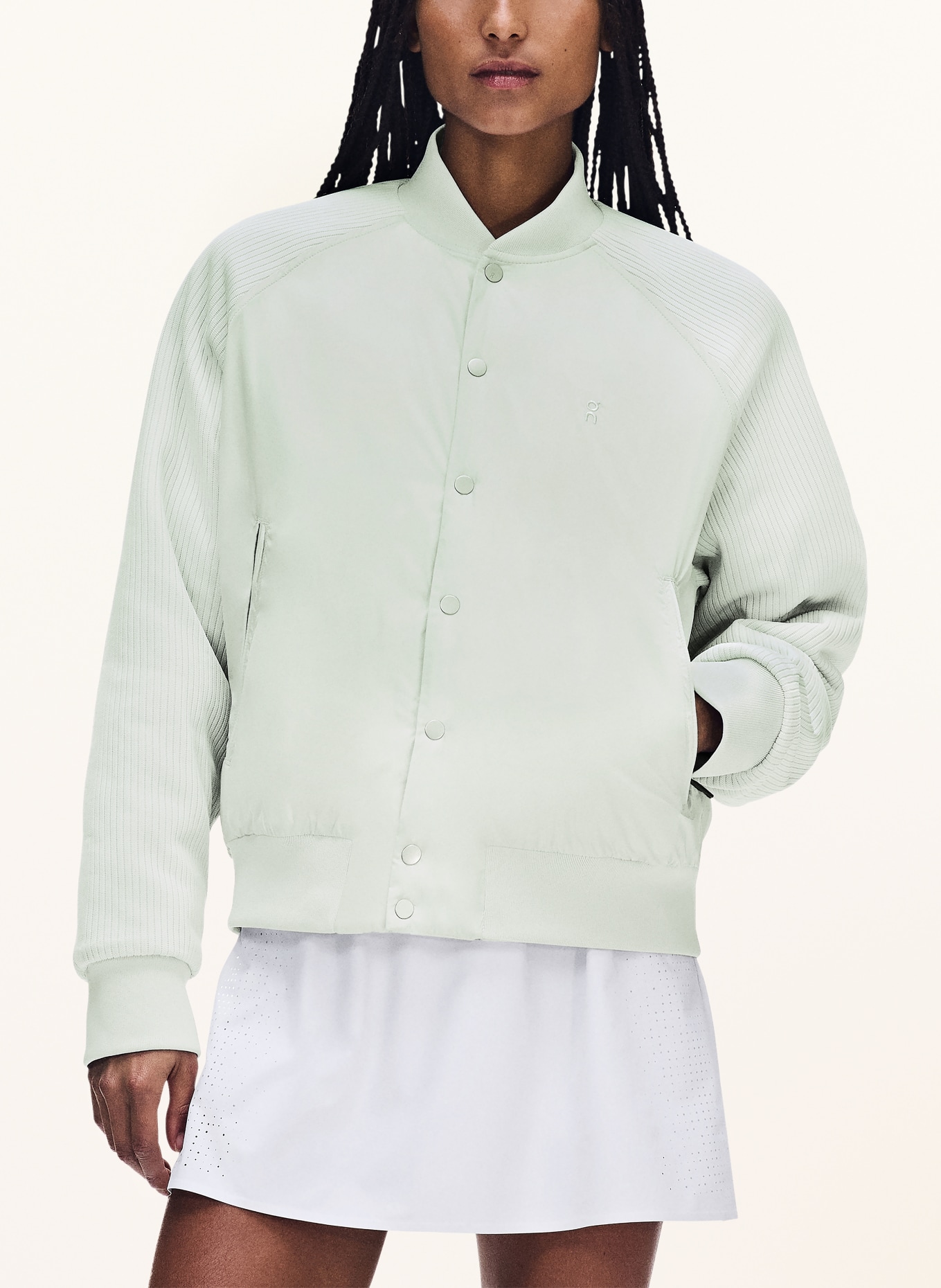 On Veste d'entraînement hybride COURTSIDE: GRIS CLAIR