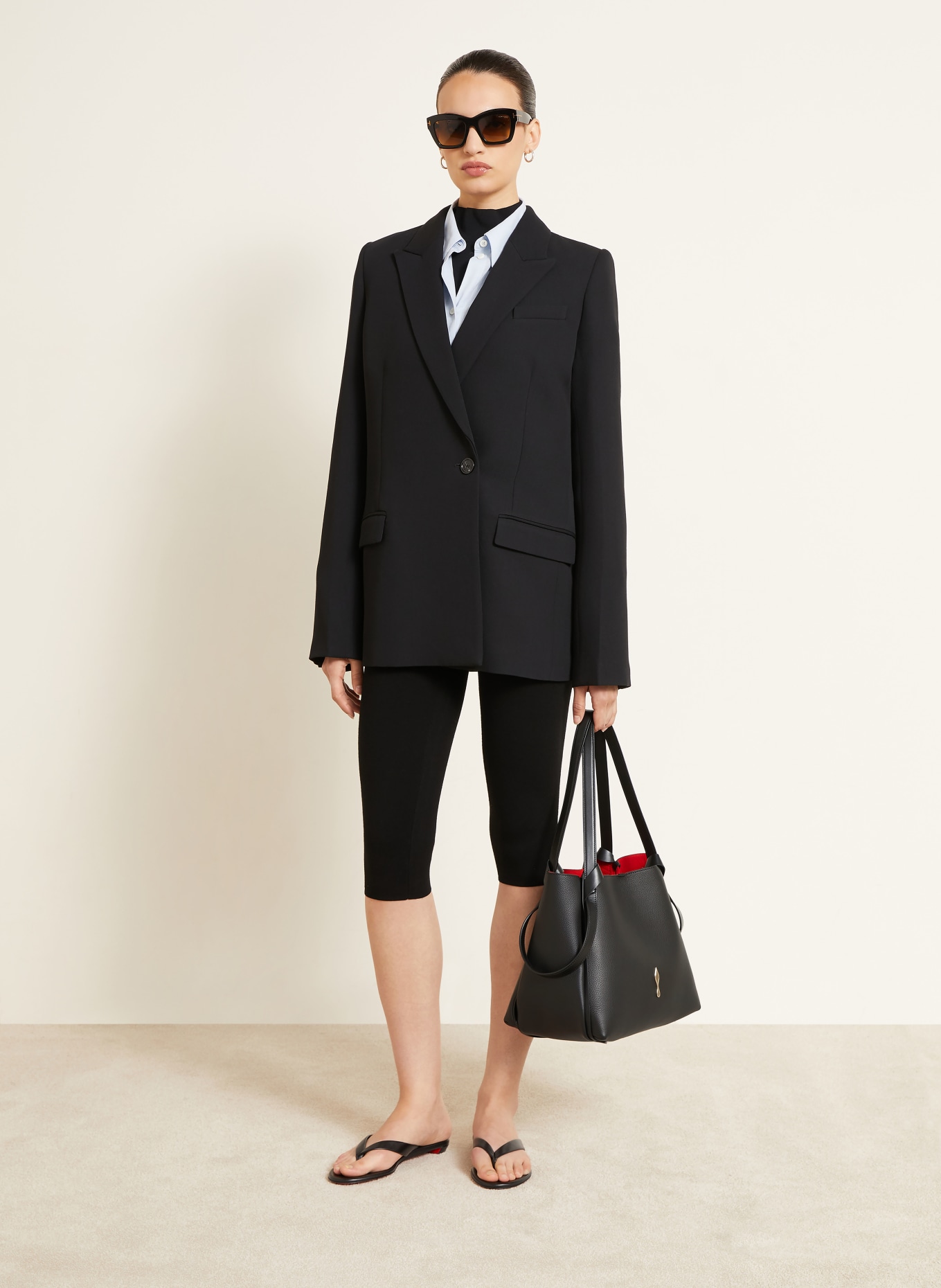 Christian Louboutin Shopper BETTINA SMALL med påse: SVART / GULD