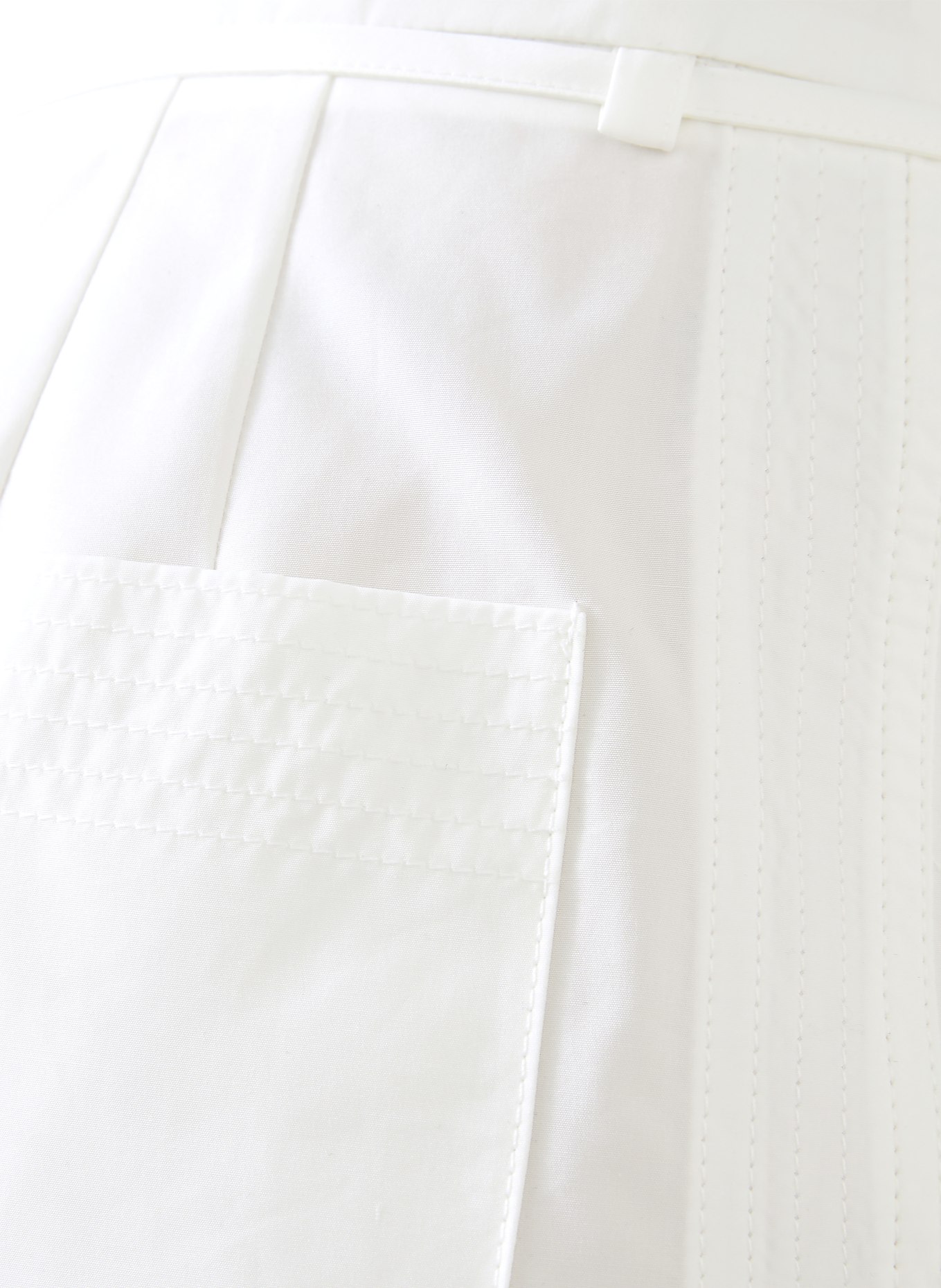 JACQUEMUS Bermudas LE SHORT MARIN: WEISS