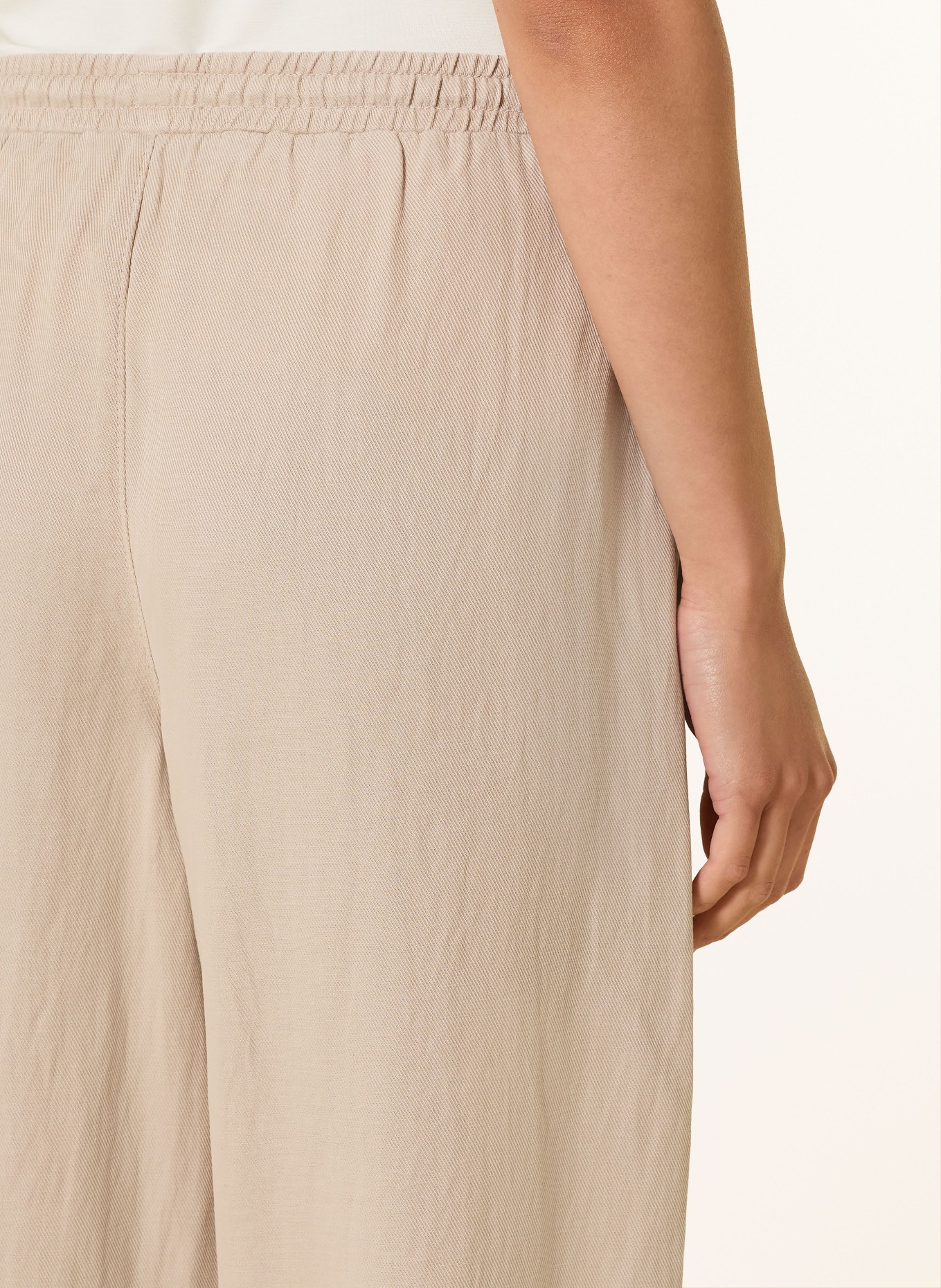 MAC 7/8-Hose BAY 2.3: BEIGE