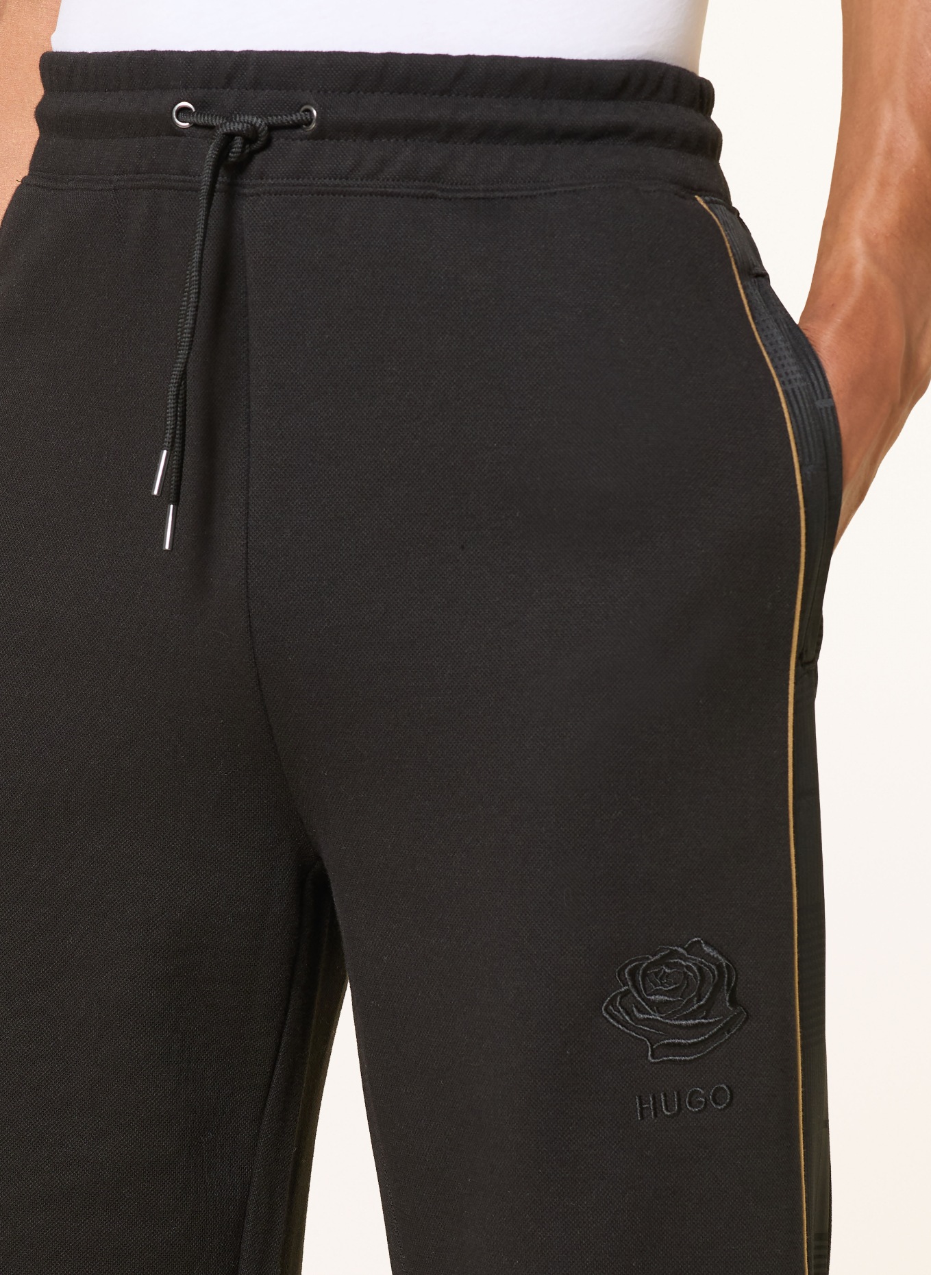 HUGO Trackpants DISLANO: ZWART / CAMEL