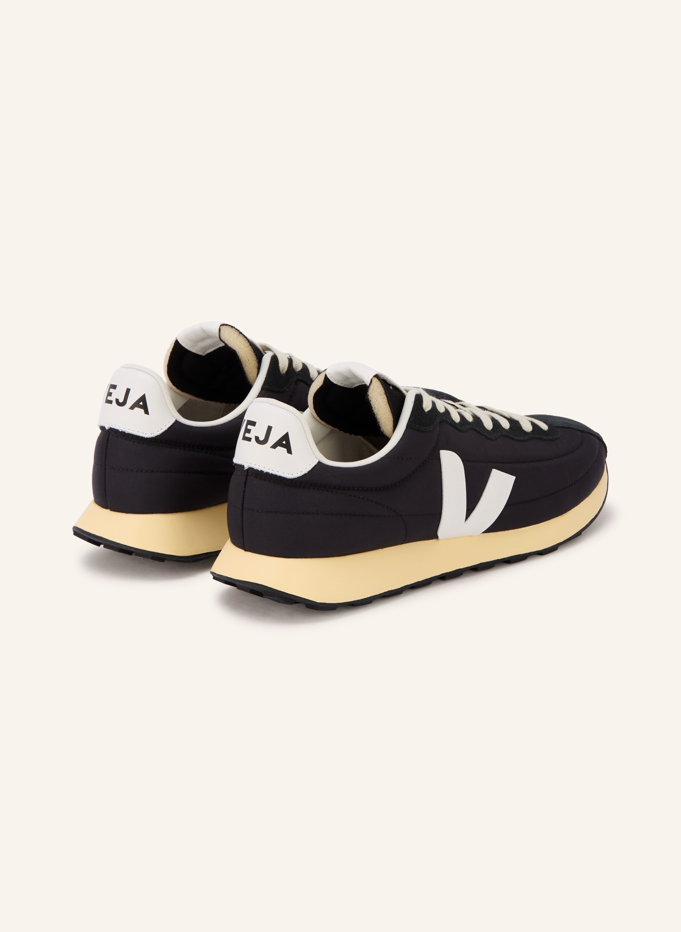 VEJA BELEM Sneakers: BLACK / WHITE