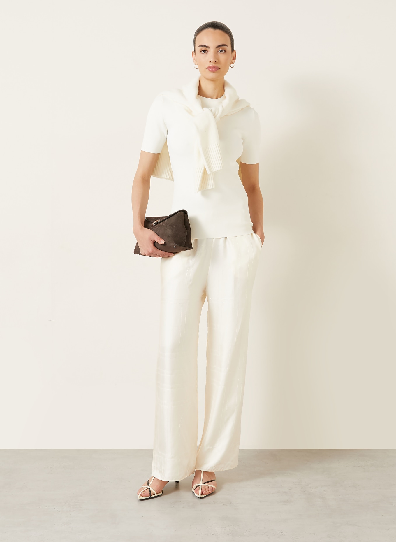 TOTEME Pantalon en soie: ÉCRU / BLANC