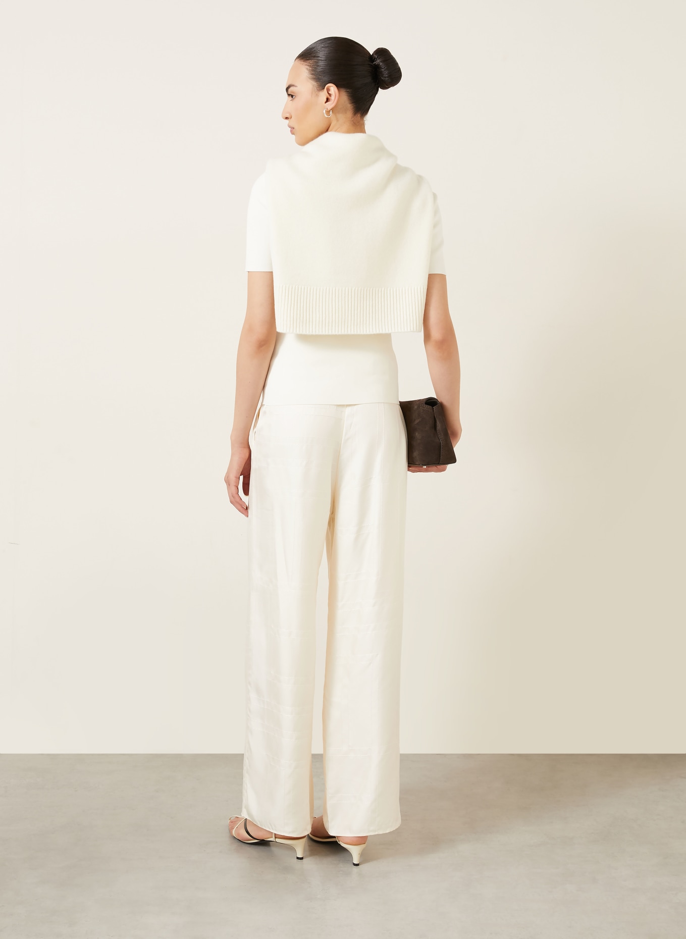 TOTEME Pantalon en soie: ÉCRU / BLANC