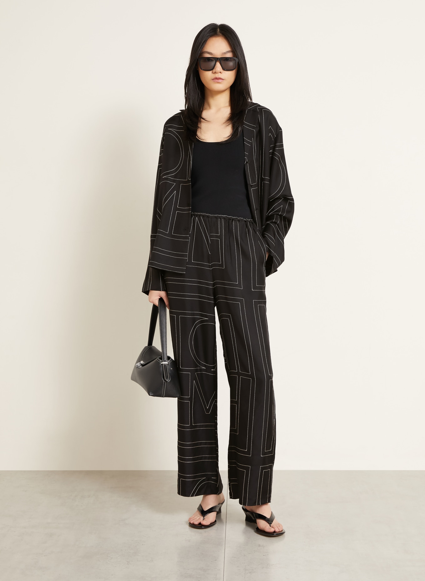 TOTEME Pantalon en soie: NOIR / ÉCRU