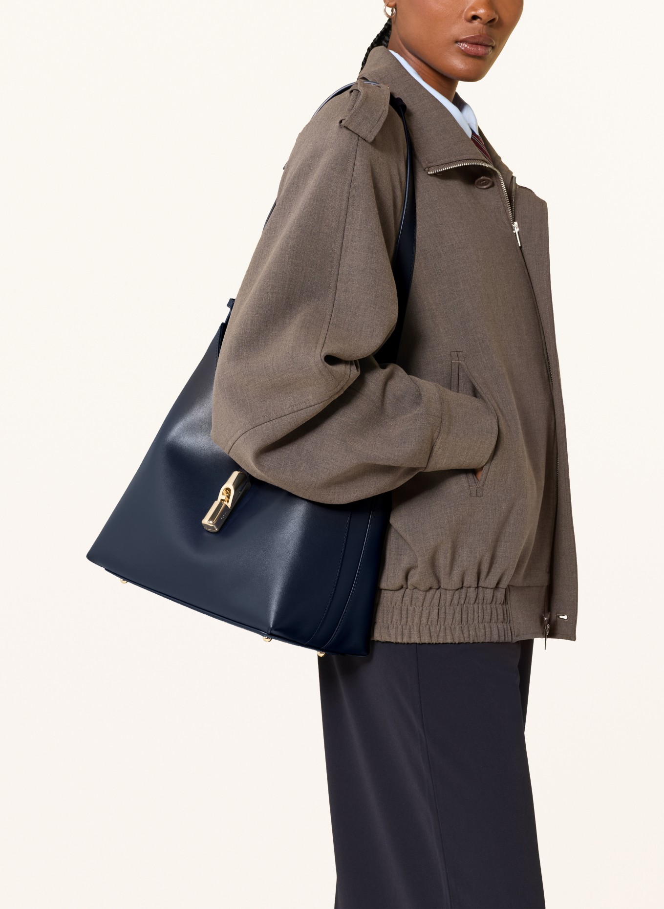 FURLA Buideltas GOCCIA MEDIUM: DONKERBLAUW
