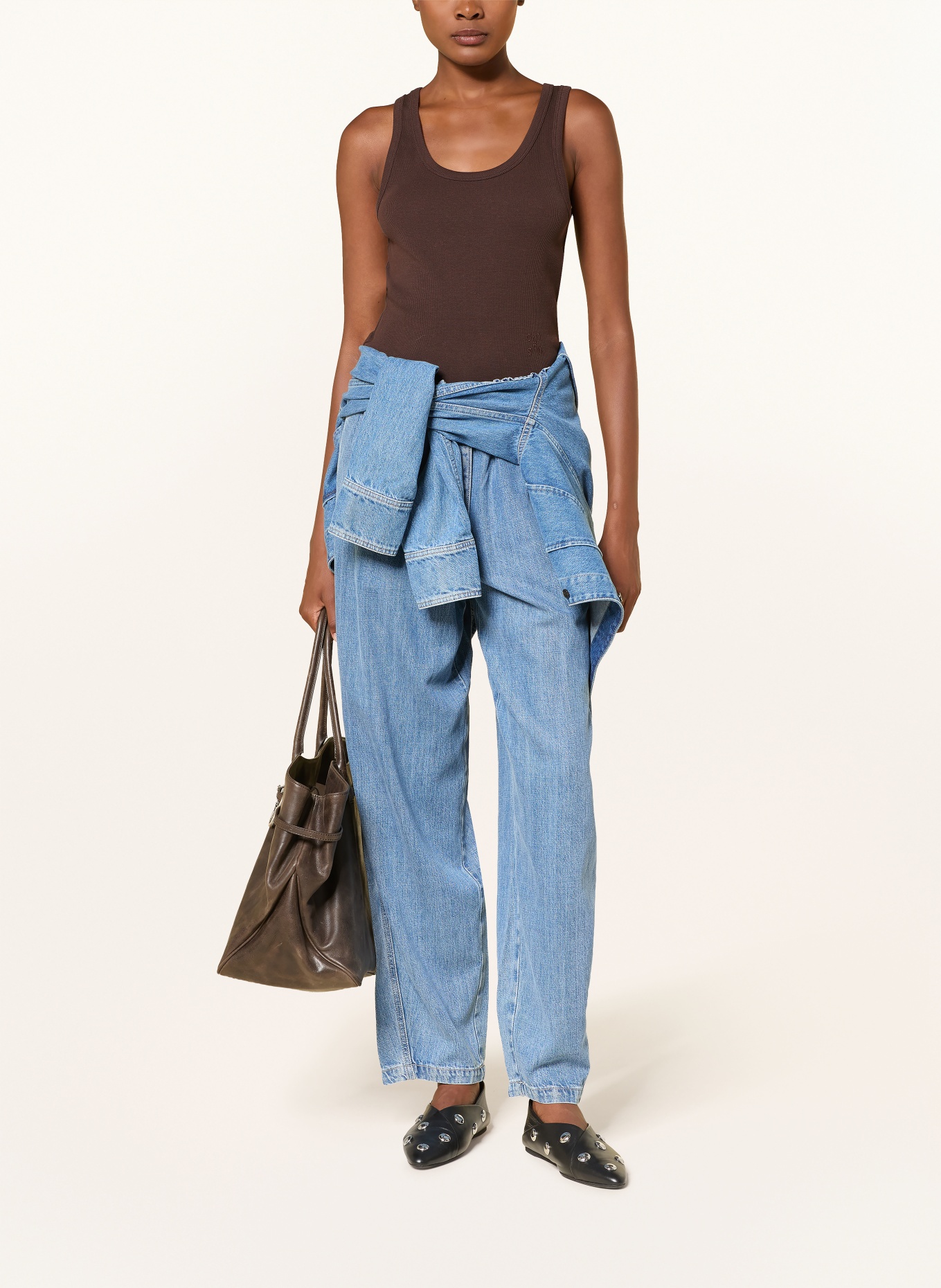 CLOSED Top: MARRON FONCÉ