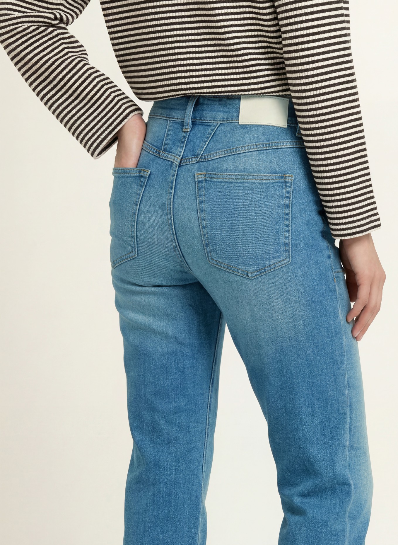 CLOSED Cropped jeans MIRA: MBL MID BLUE