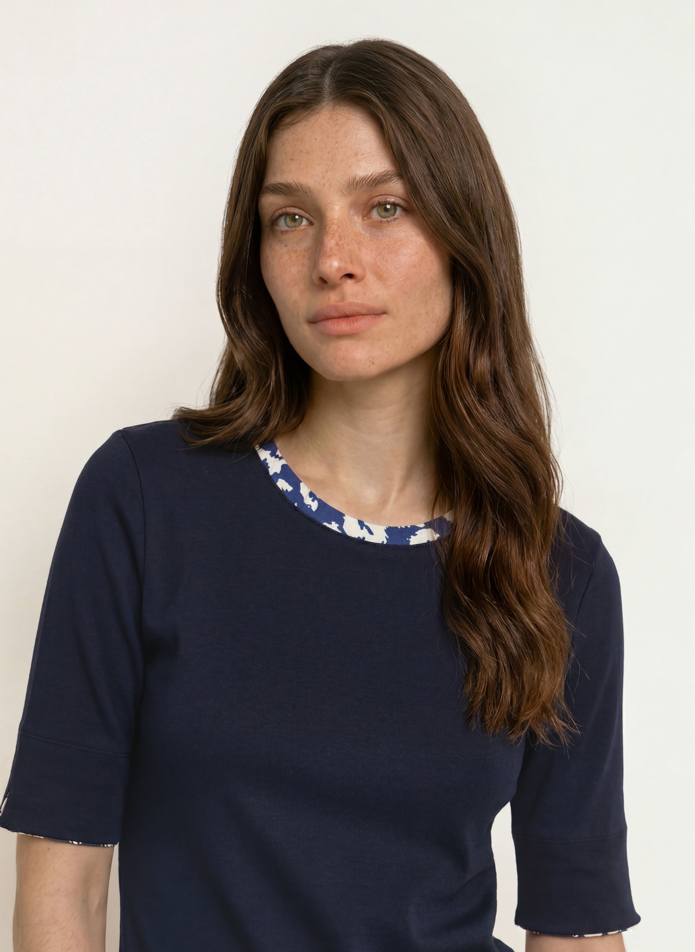 MARC CAIN T-Shirt: 394 navy