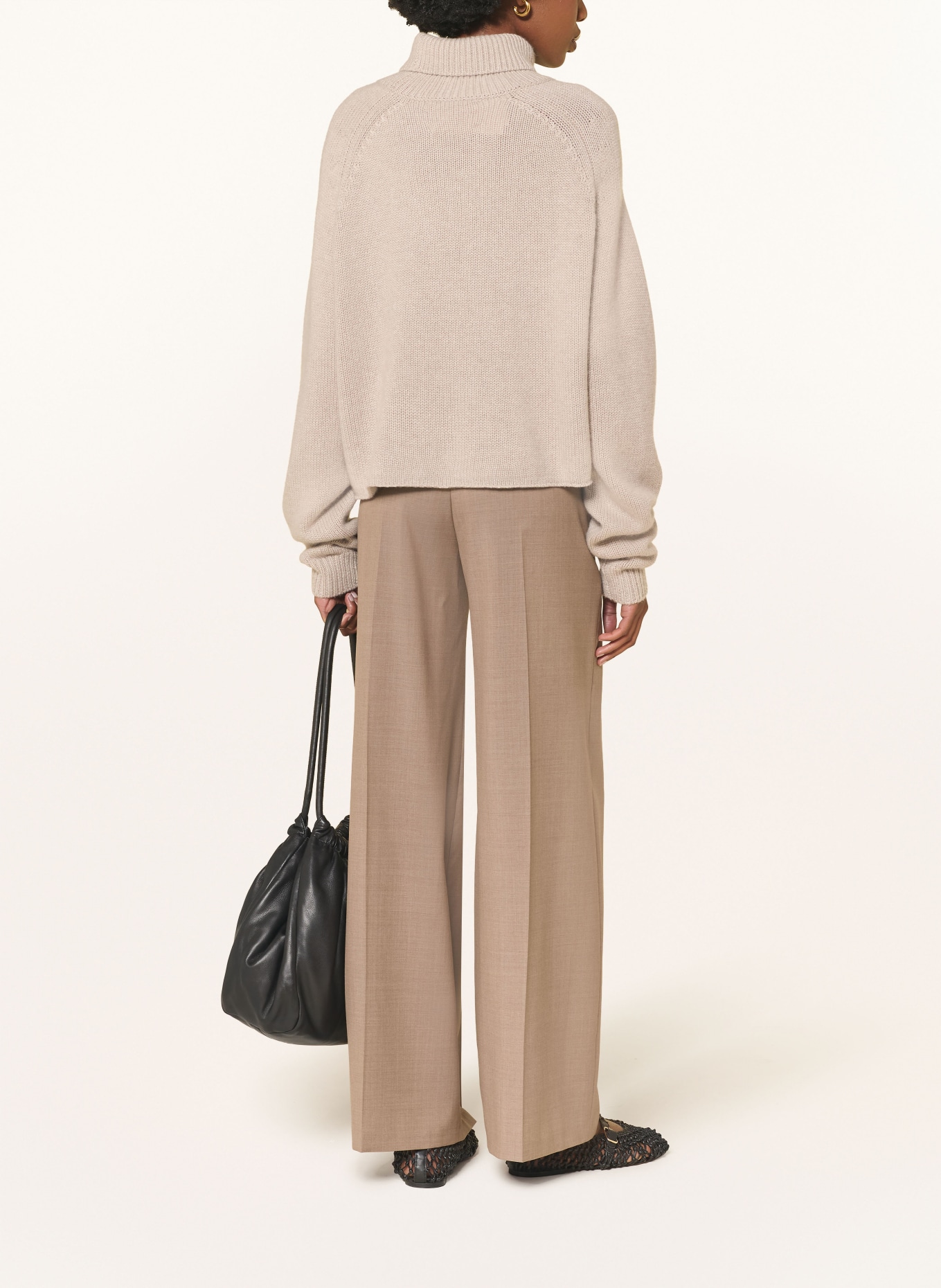 LISA YANG CATHIE cashmere turtleneck sweater: BEIGE