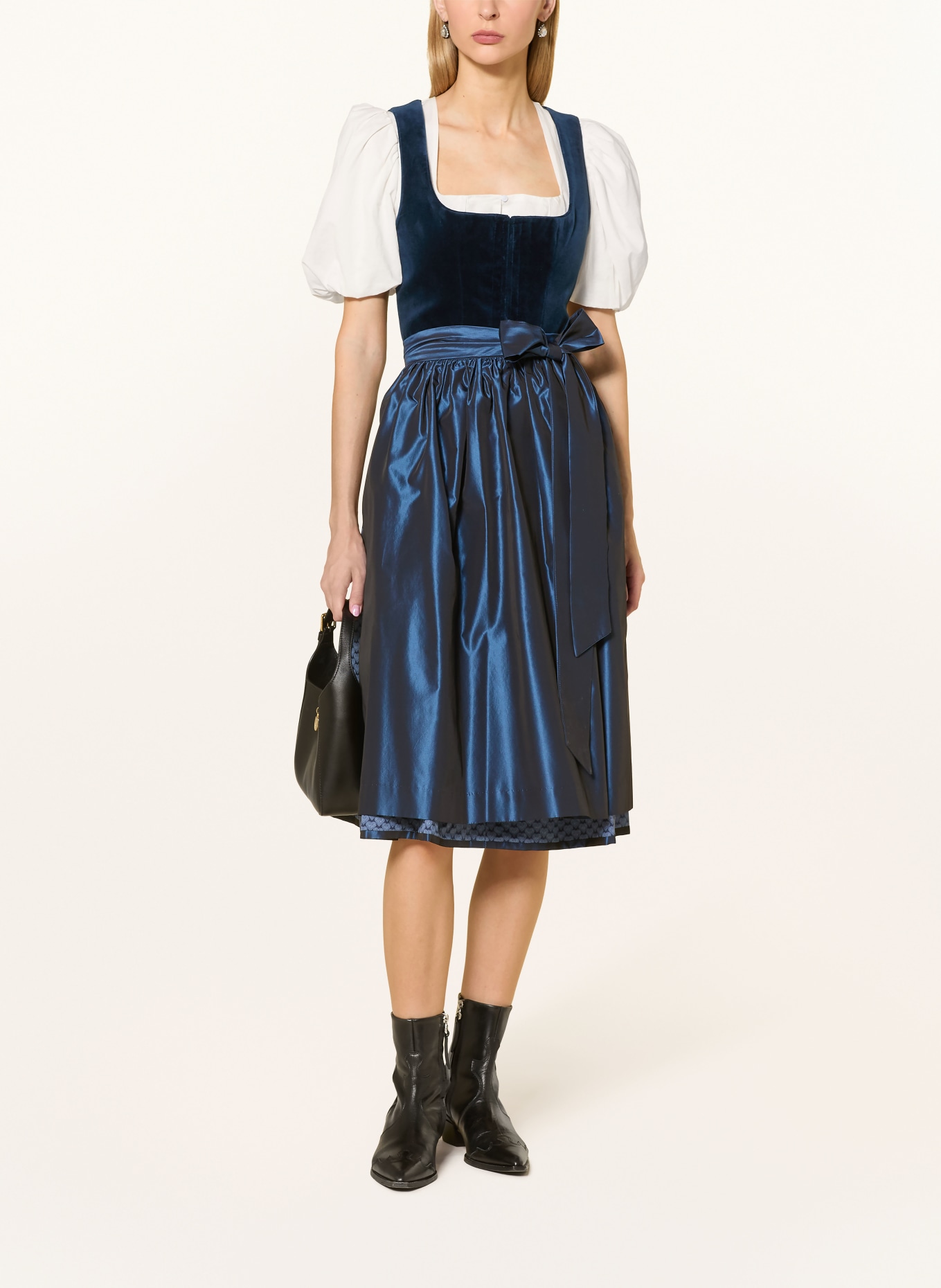Johann & Johanna Dirndl: DUNKELBLAU / HELLBLAU