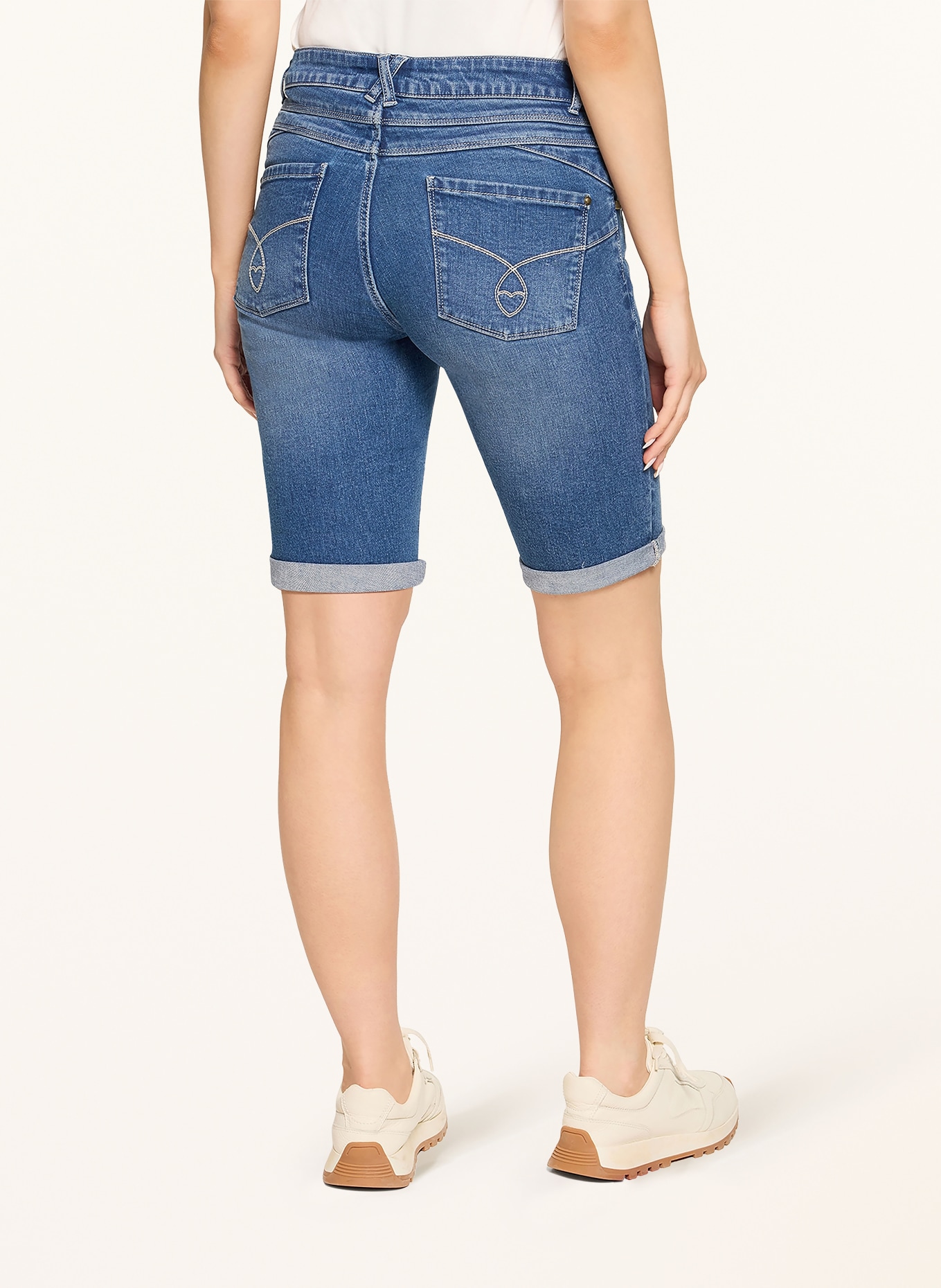 CARTOON Bermuda jeans: 8619 Middle Blue Denim