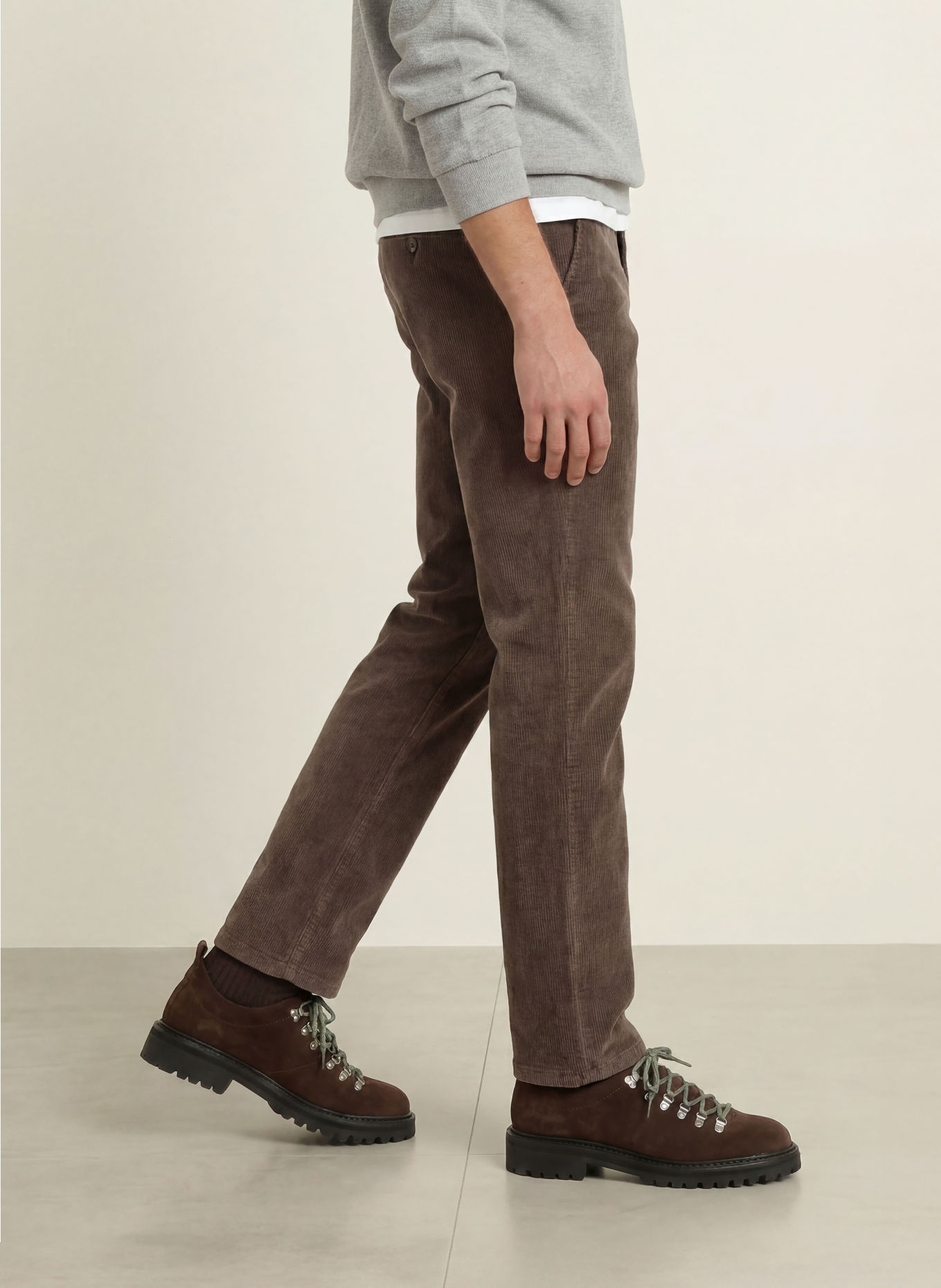 PAUL Pantalon en velours côtelé, coupe classique: MARRON FONCÉ