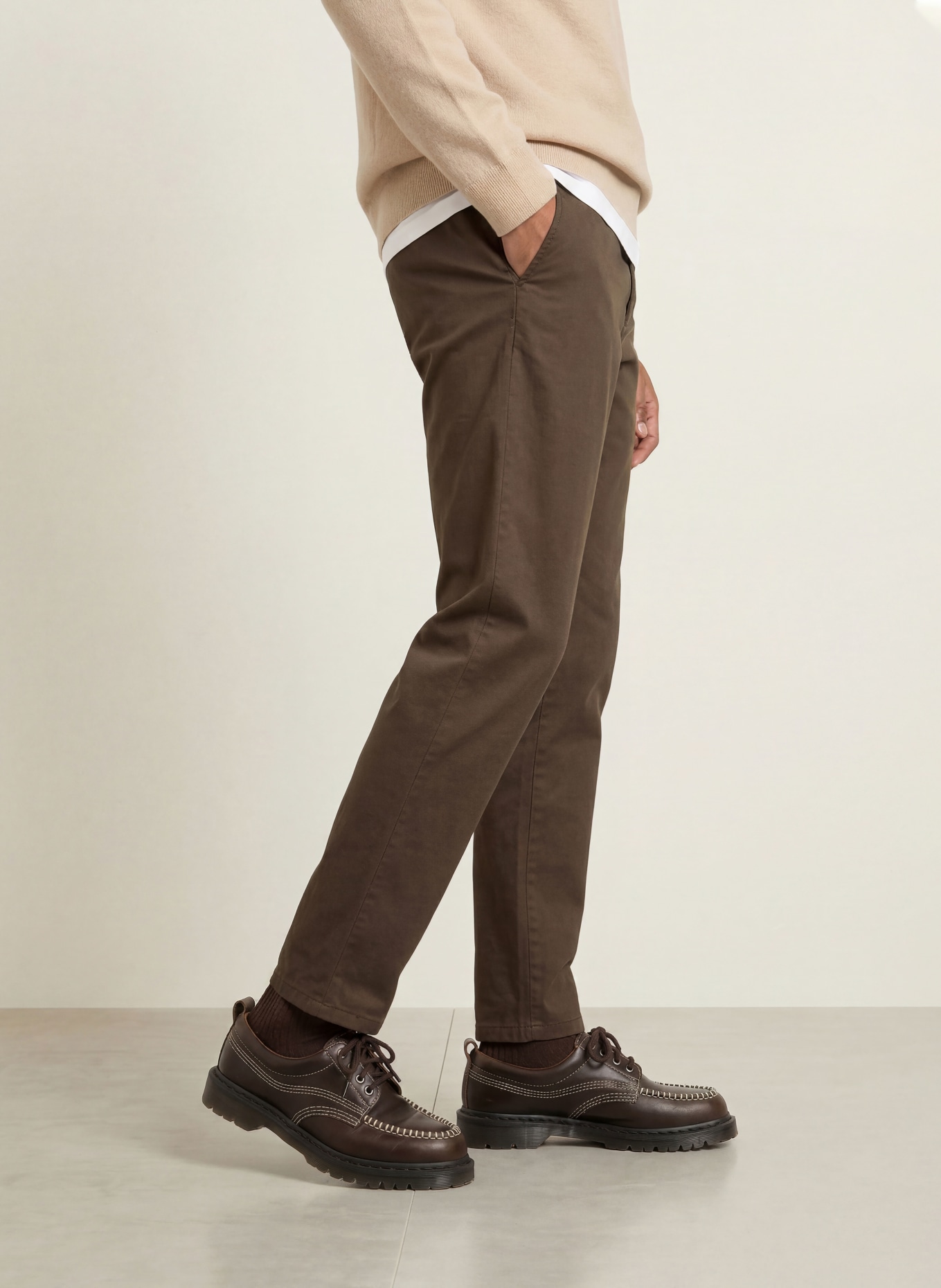 PAUL Regular-Fit Chinos: DARK BROWN