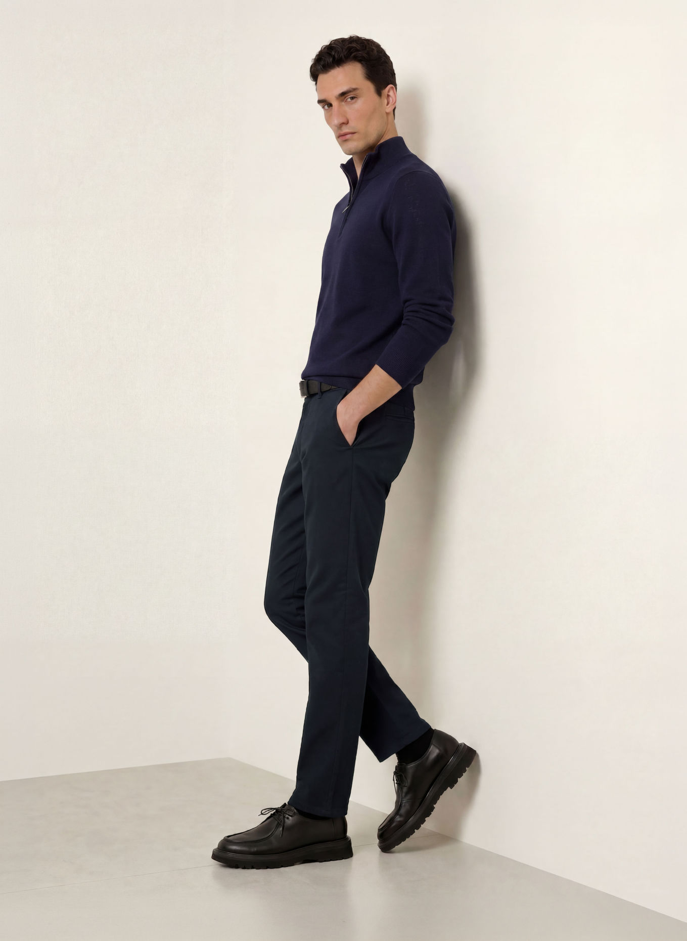 STROKESMAN'S Spodnie chino o kroju slim fit: GRANATOWY
