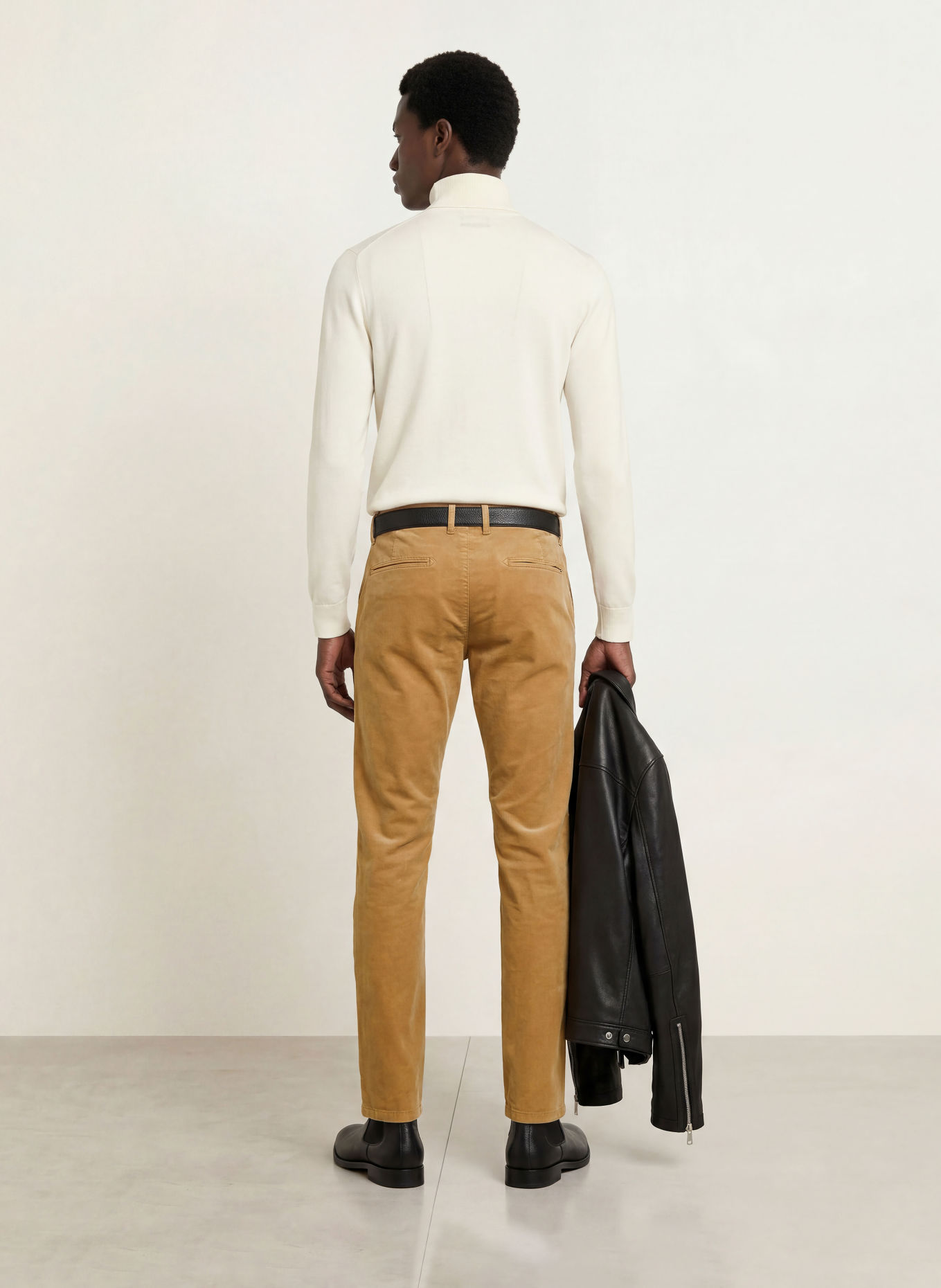 STROKESMAN'S Aksamitne spodnie chino o kroju slim fit: BEŻOWY