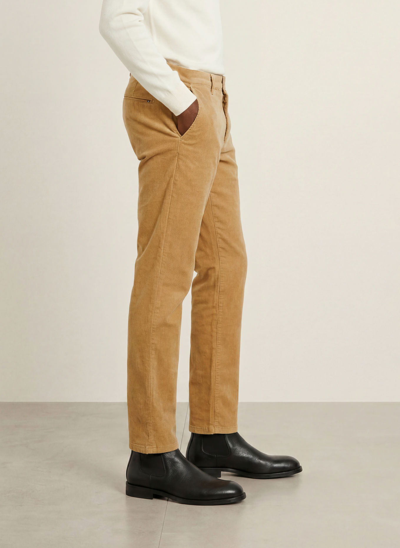 STROKESMAN'S Aksamitne spodnie chino o kroju slim fit: BEŻOWY