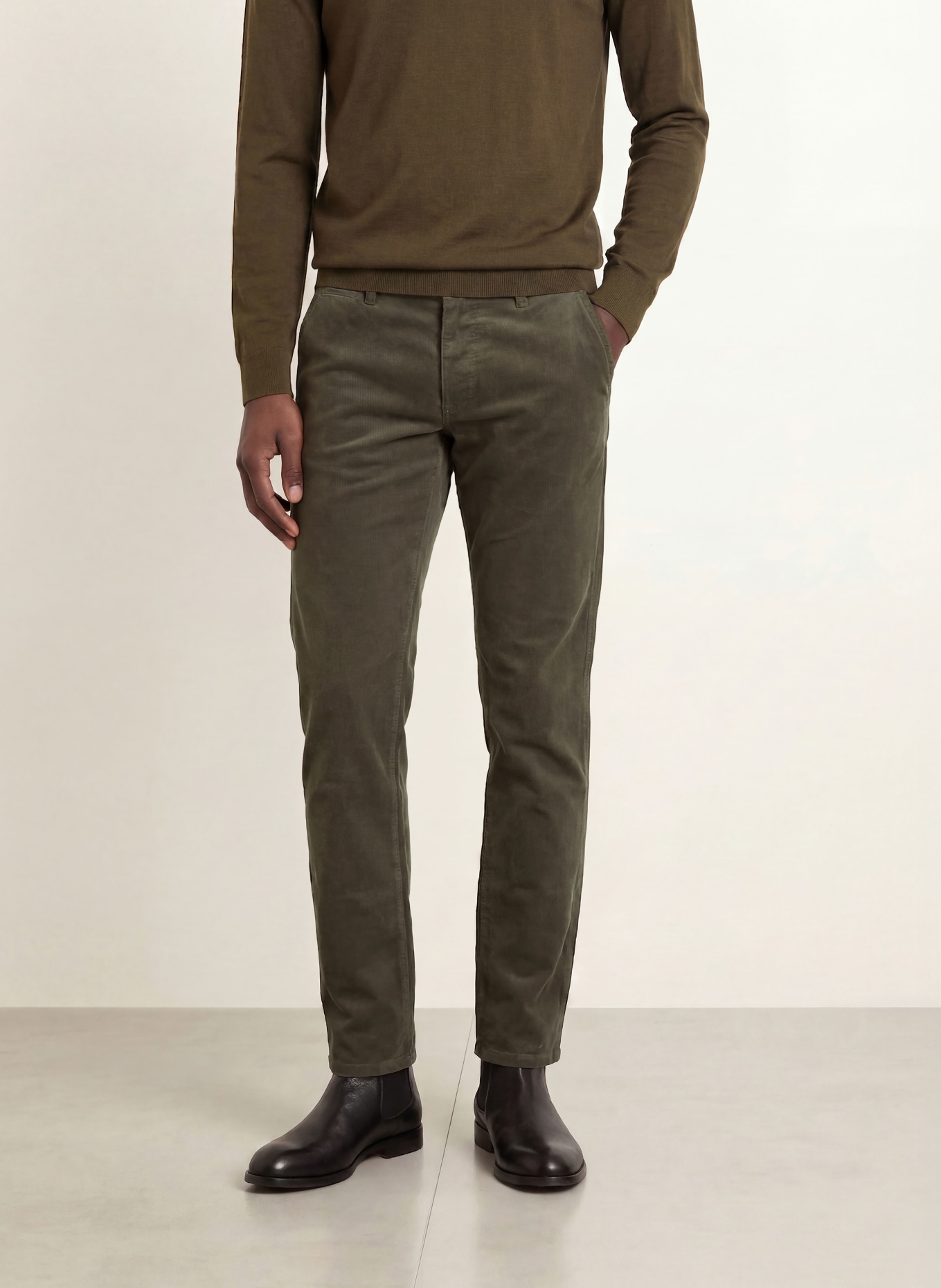 STROKESMAN'S Slim-fit velvet chinos: KHAKI