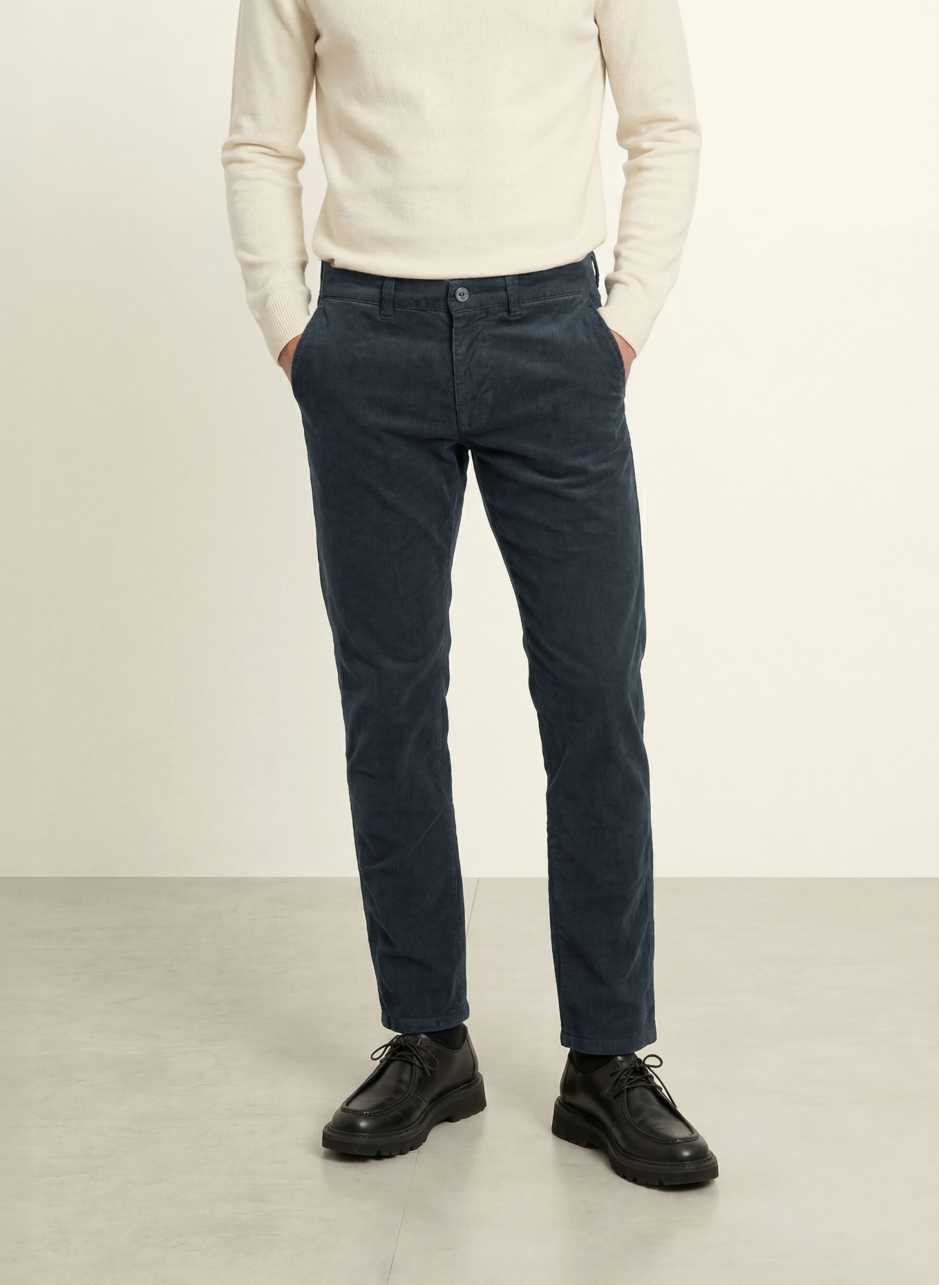 STROKESMAN'S Slim-fit corduroy pants: DARK BLUE