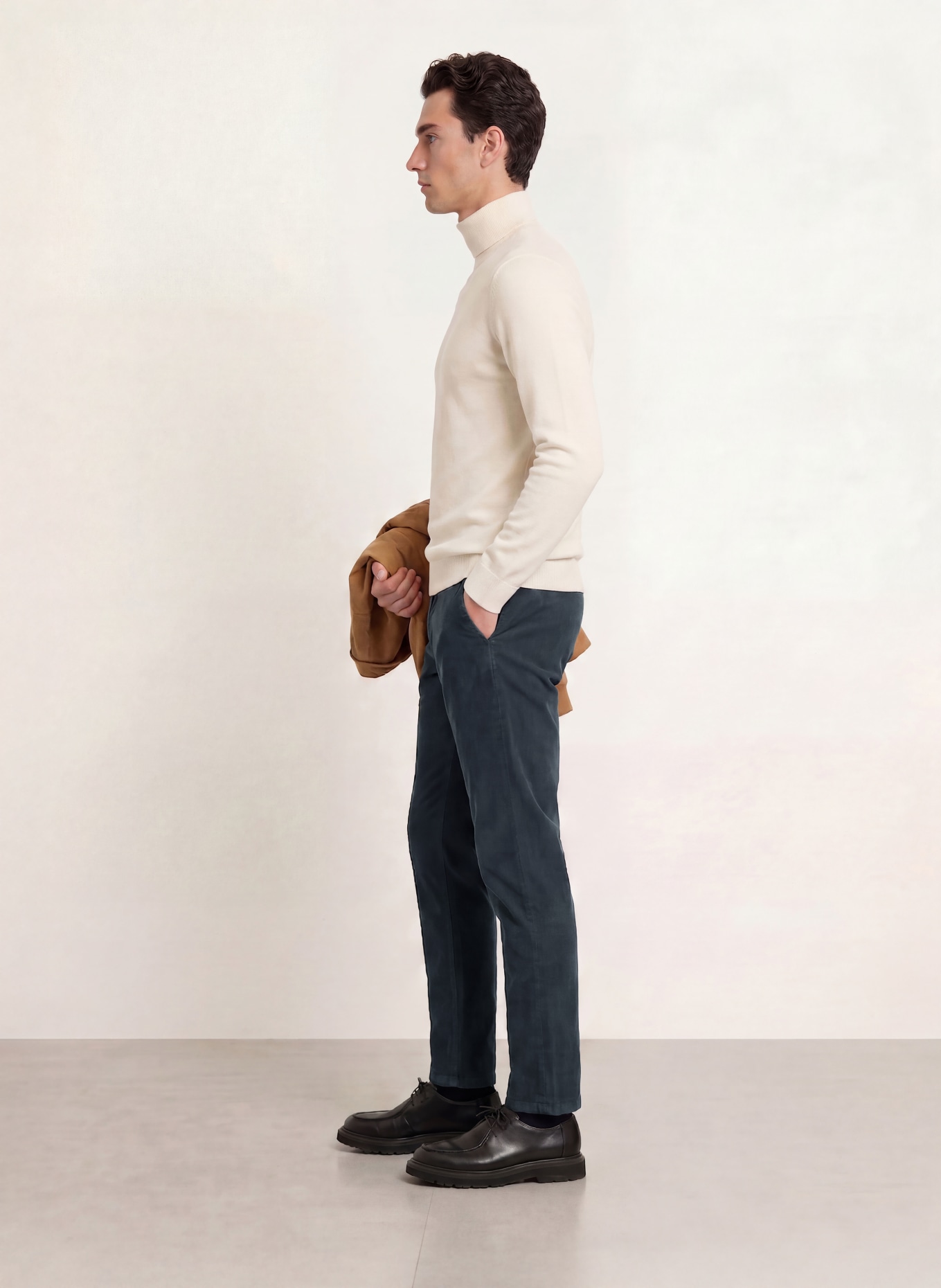 STROKESMAN'S Slim-fit corduroy pants: DARK BLUE