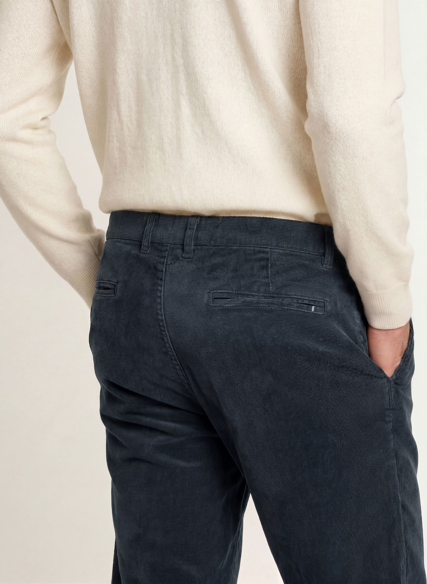 STROKESMAN'S Slim-fit corduroy pants: DARK BLUE