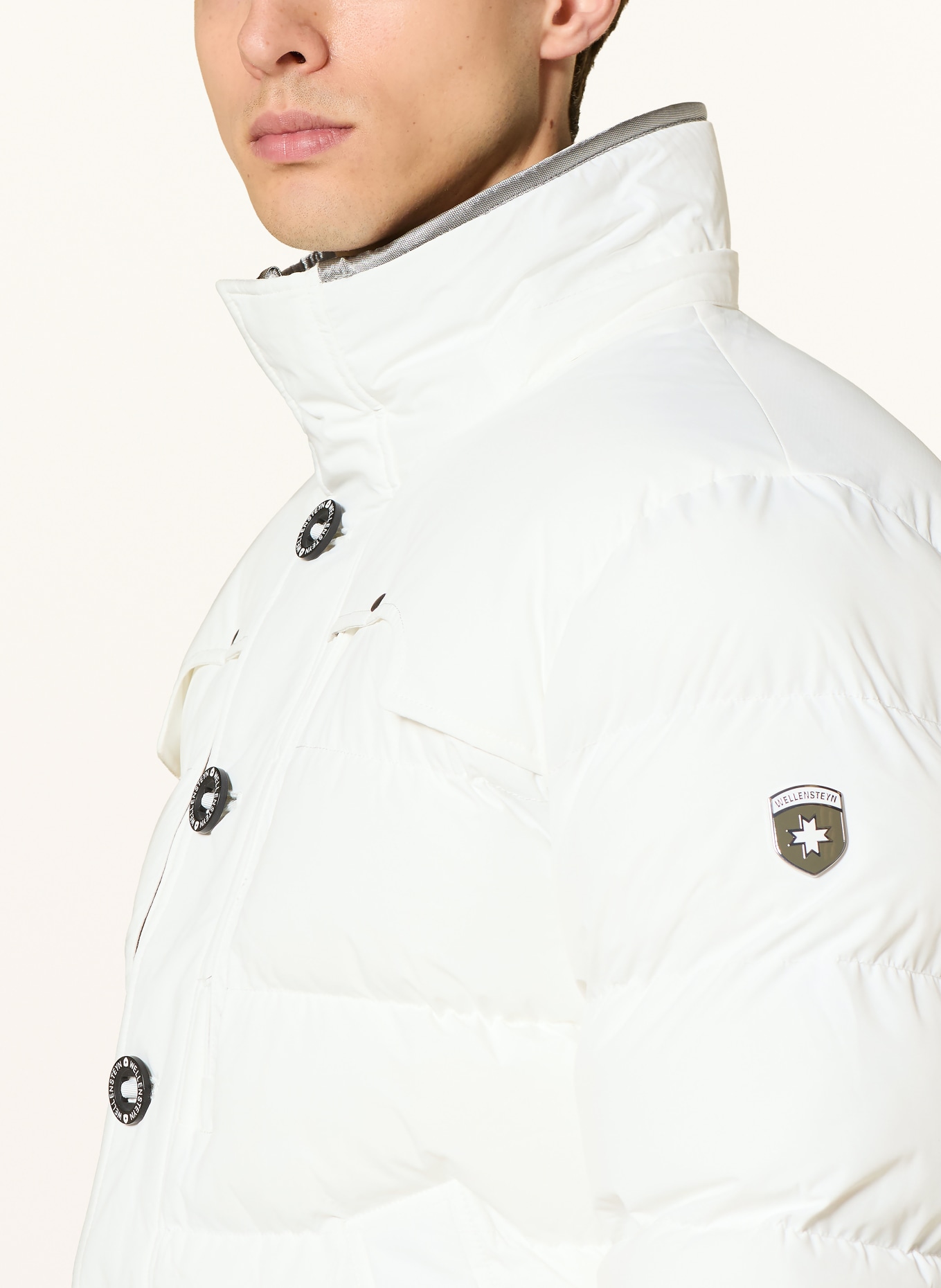 WELLENSTEYN Steppjacke STARSTREAM mit abnehmbarer Kapuze und Kunstfell: WEISS / SCHWARZ