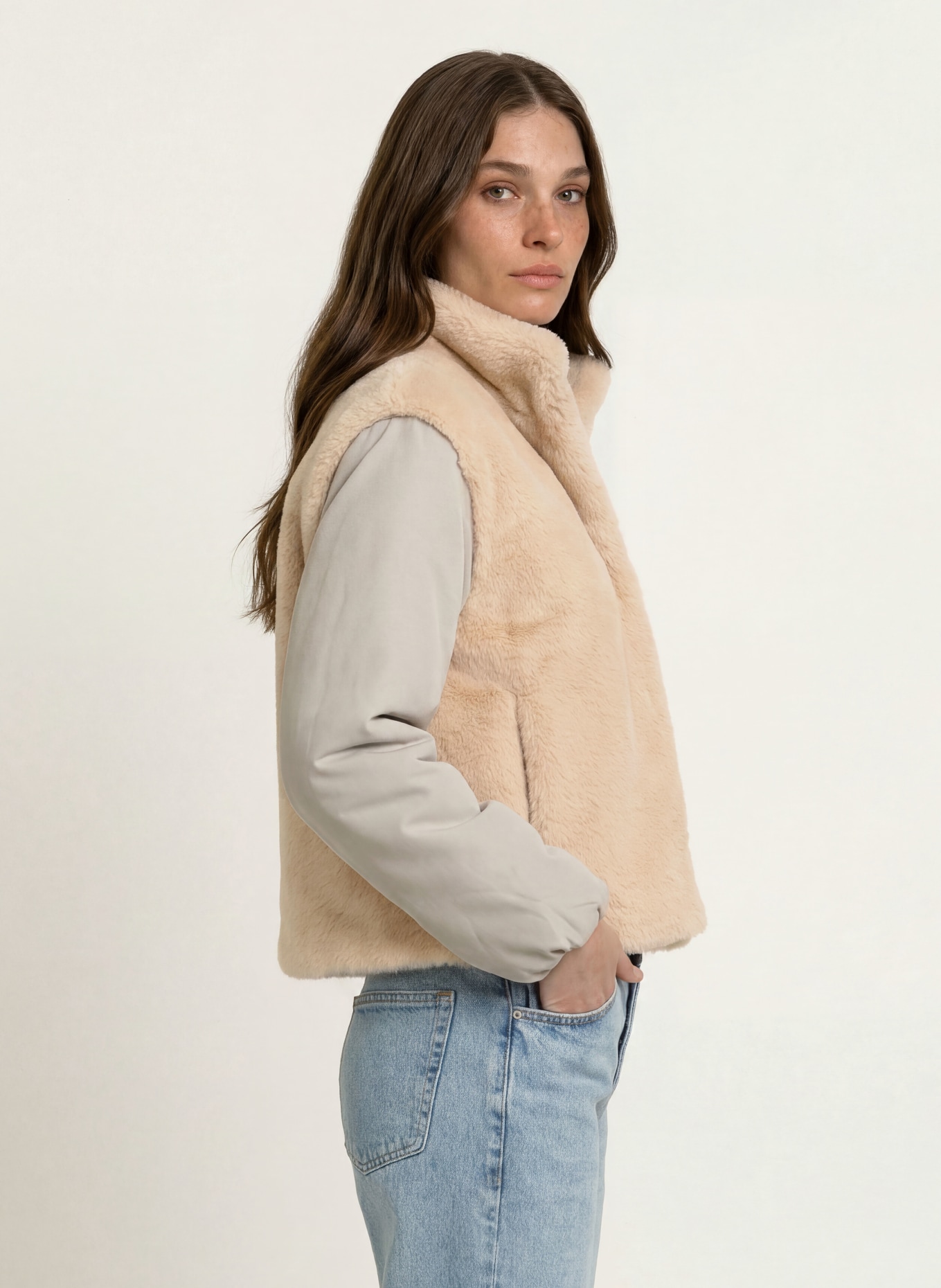 HERNO Kunstbontjas in gemengde materialen: BEIGE / ECRU