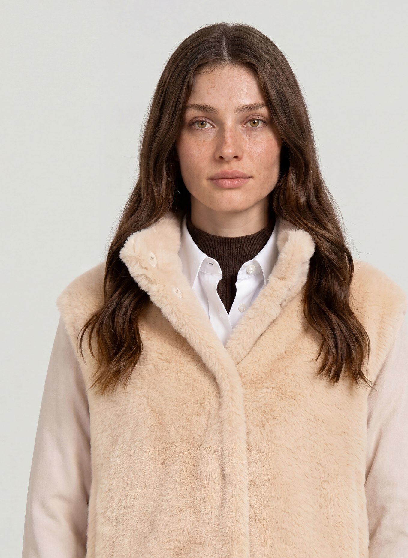 HERNO Kunstbontjas in gemengde materialen: BEIGE / ECRU