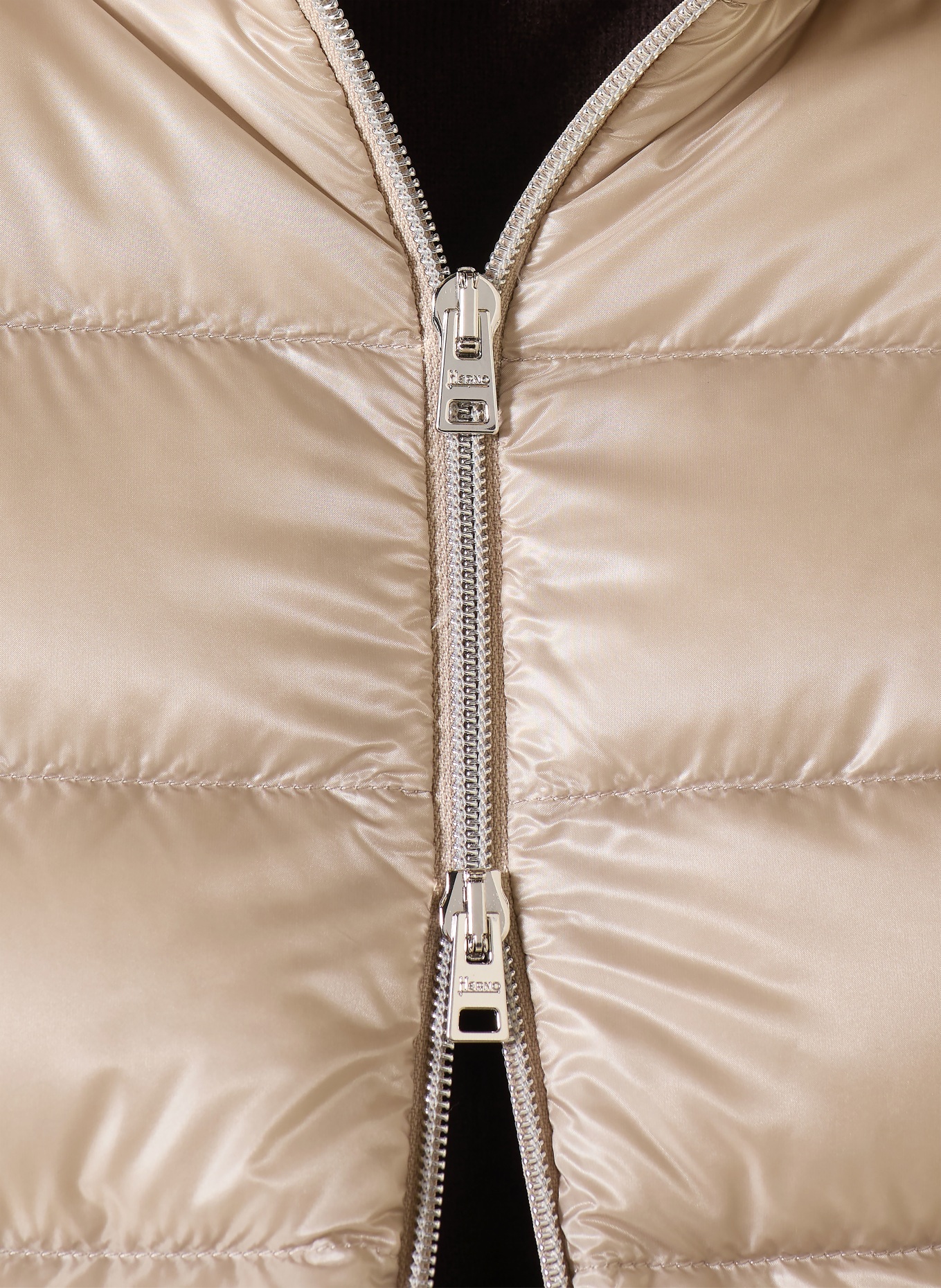 HERNO Daunenjacke: BEIGE